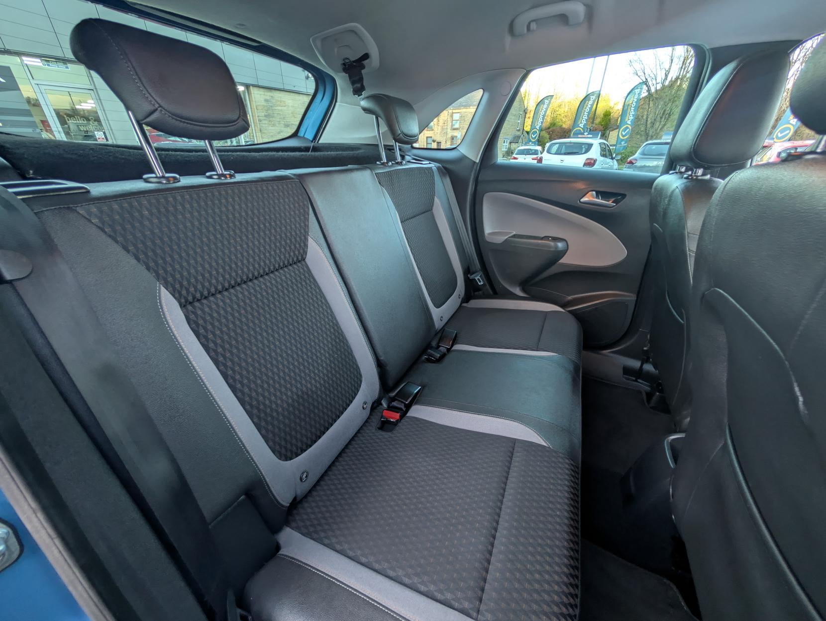 Vauxhall Crossland X 1.2 Elite SUV 5dr Petrol Manual Euro 6 (83 ps)