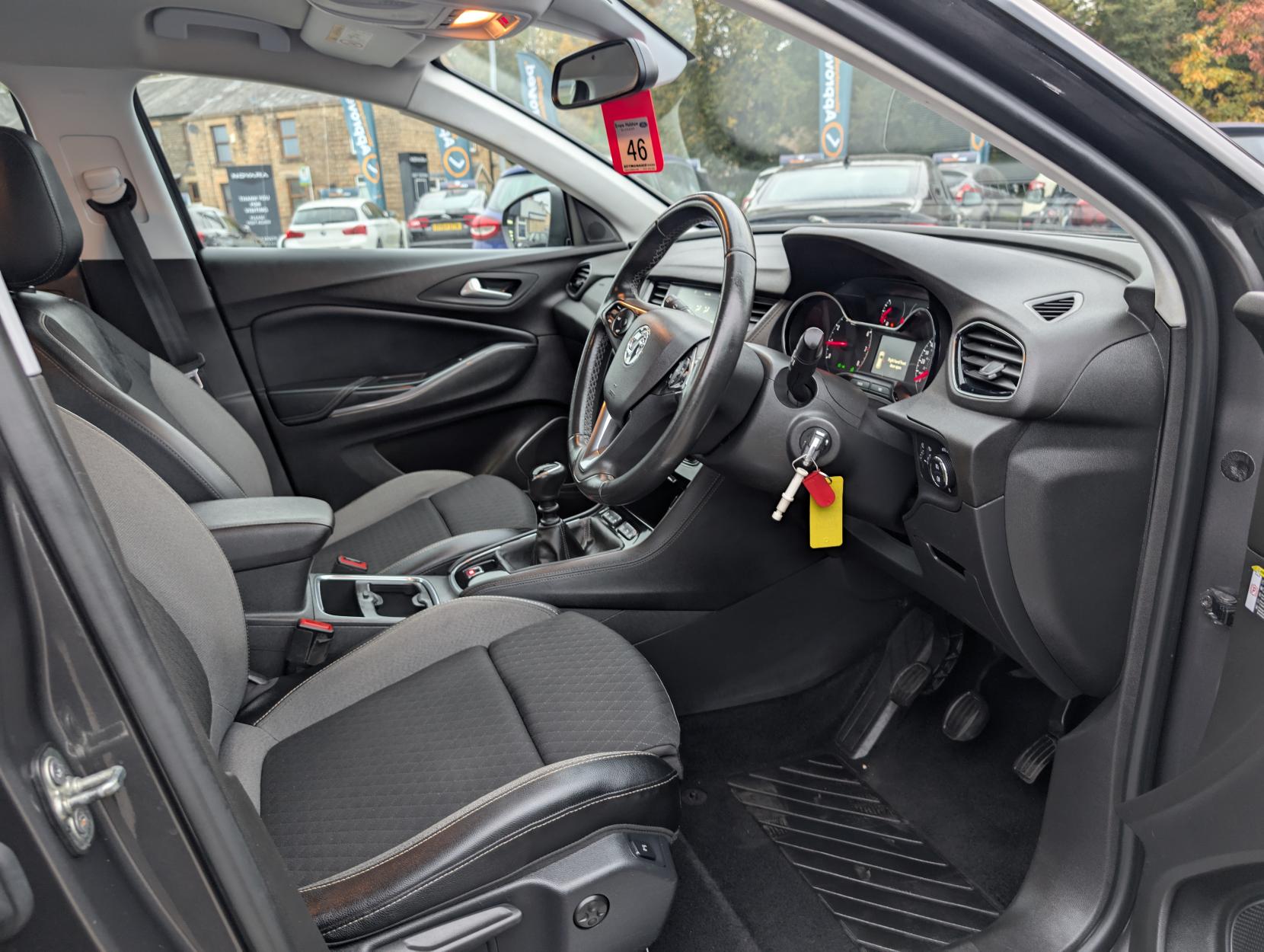 Vauxhall Grandland X 1.5 Turbo D BlueInjection Sport Nav SUV 5dr Diesel Manual Euro 6 (s/s) (130 ps)