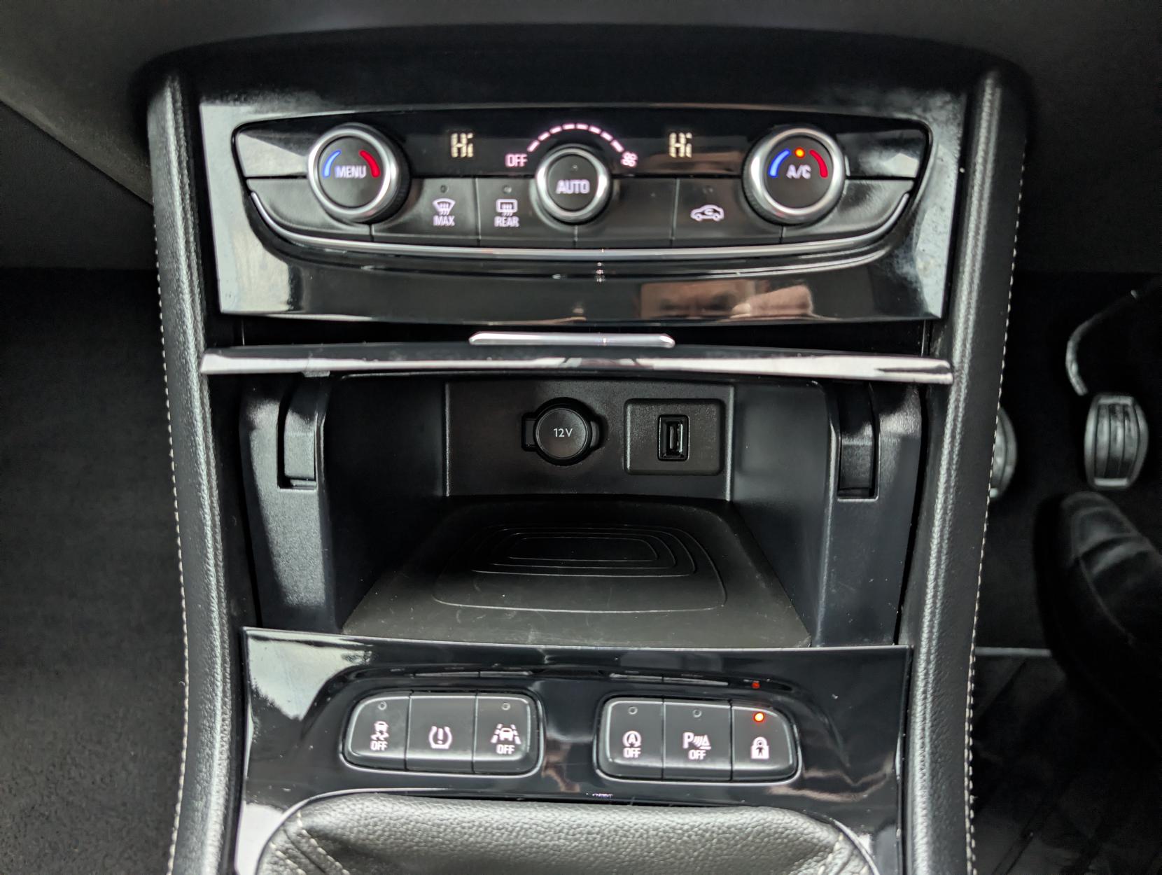 Vauxhall Grandland X 1.5 Turbo D BlueInjection Sport Nav SUV 5dr Diesel Manual Euro 6 (s/s) (130 ps)