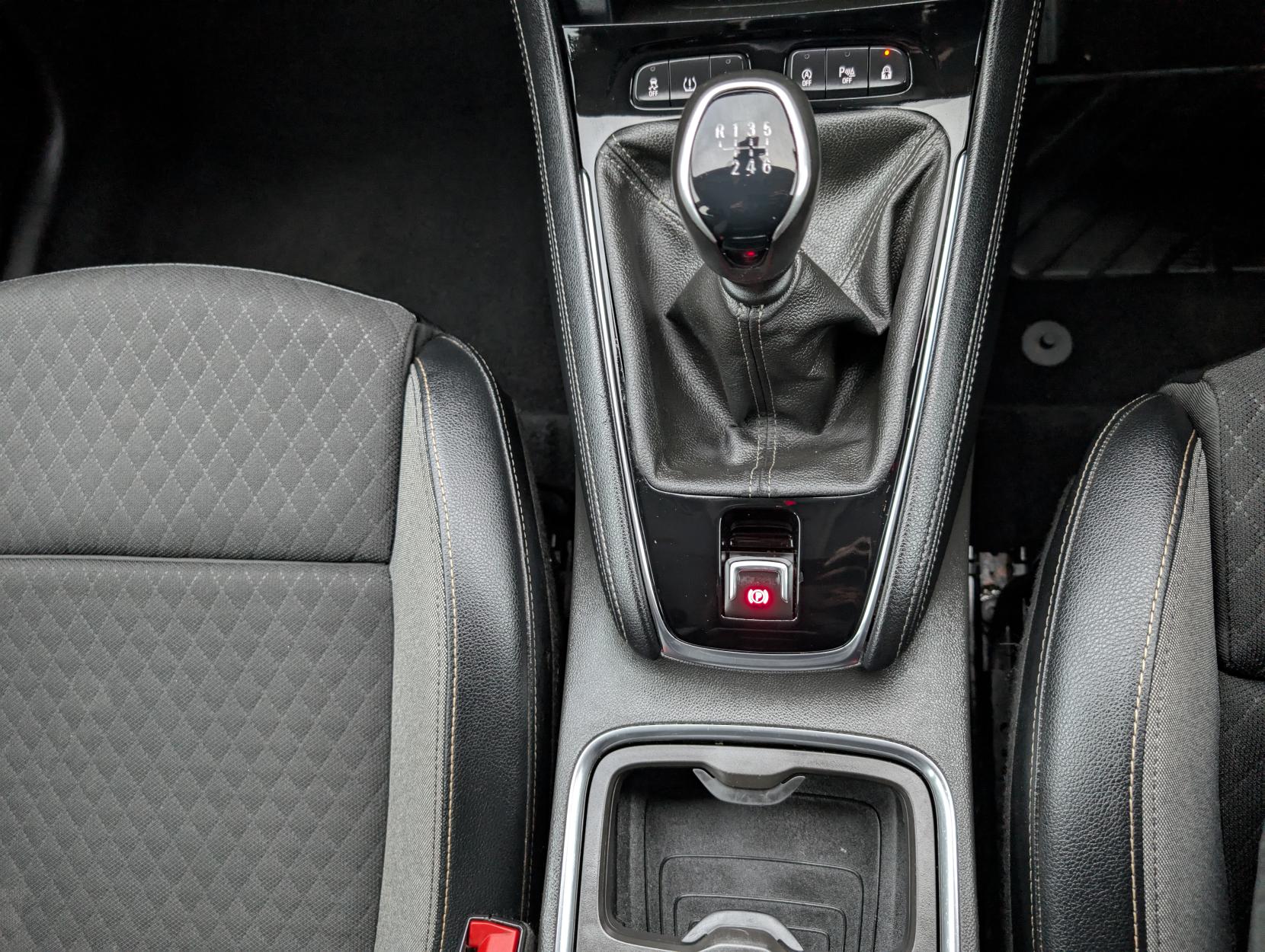 Vauxhall Grandland X 1.5 Turbo D BlueInjection Sport Nav SUV 5dr Diesel Manual Euro 6 (s/s) (130 ps)