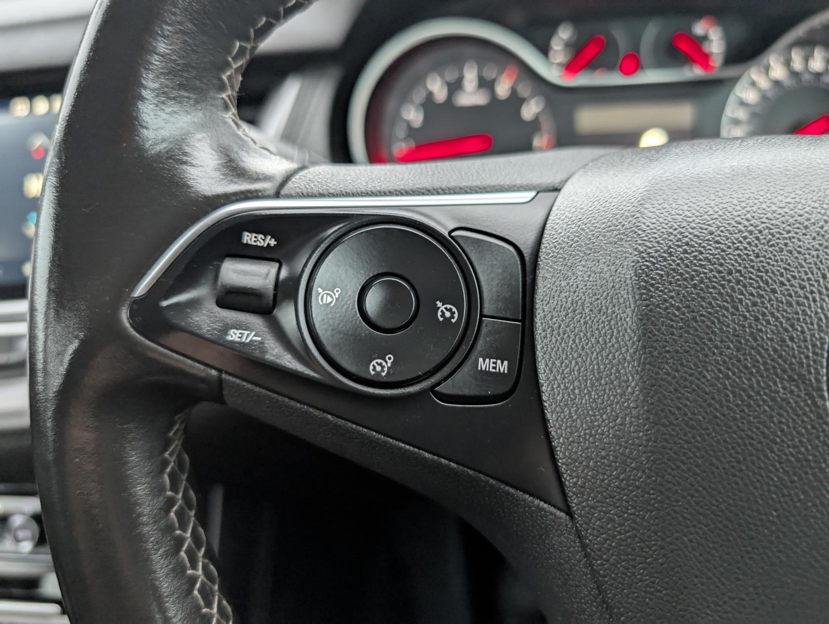 Vauxhall Grandland X 1.5 Turbo D BlueInjection Sport Nav SUV 5dr Diesel Manual Euro 6 (s/s) (130 ps)