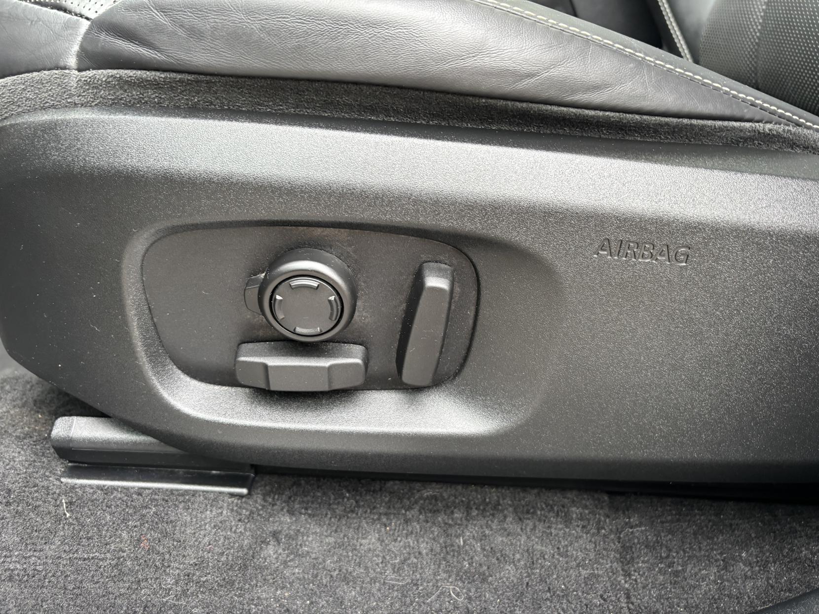 Land Rover Range Rover Evoque 2.0 SD4 Autobiography SUV 5dr Diesel Auto 4WD Euro 6 (s/s) (240 ps)