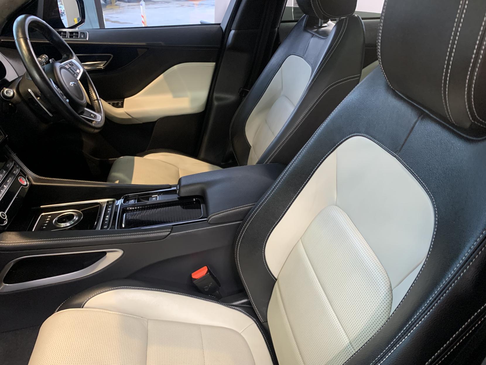 Jaguar F-PACE 2.0 D240 R-Sport SUV 5dr Diesel Auto AWD Euro 6 (s/s) (240 ps)