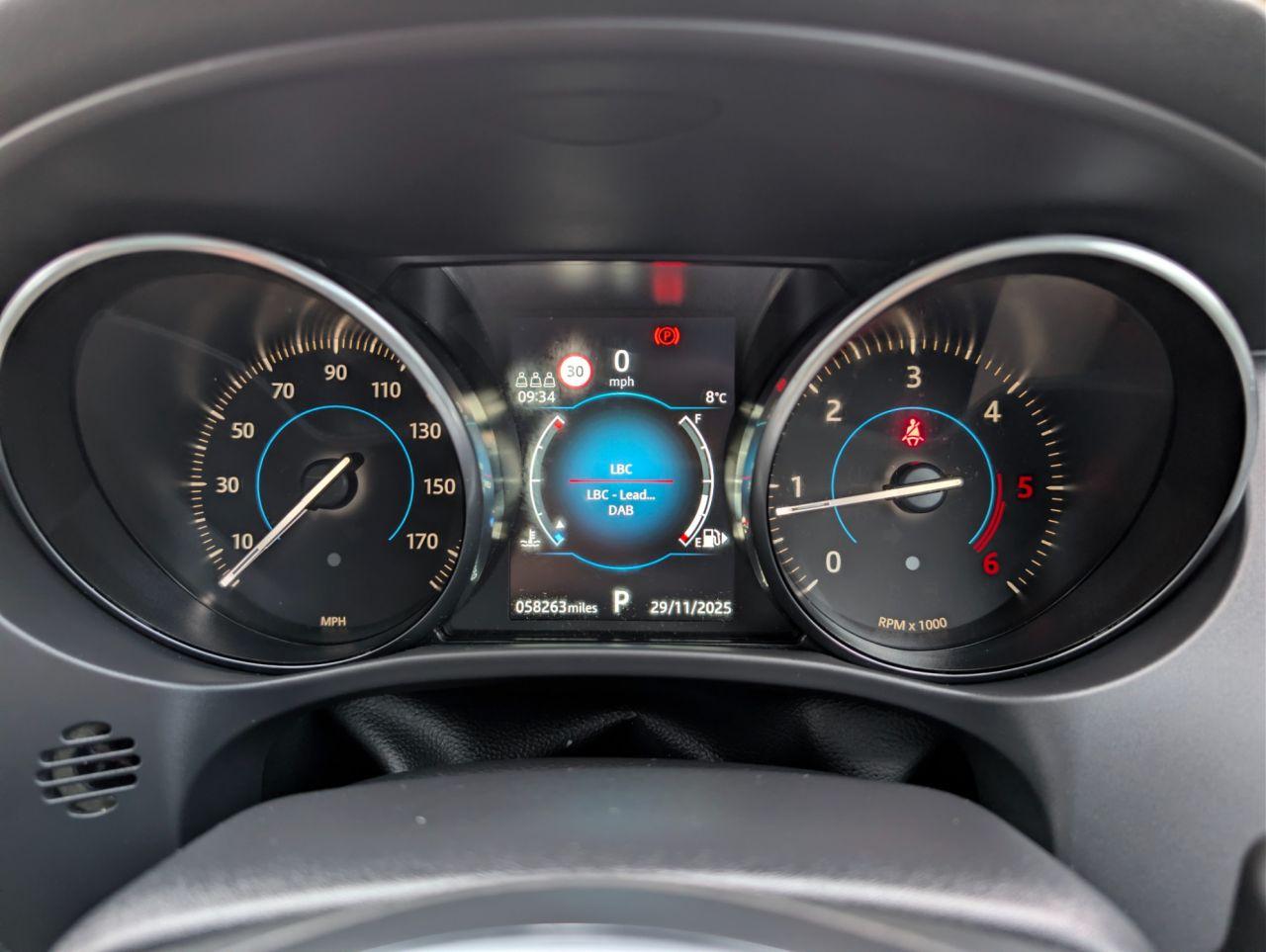 Jaguar F-PACE 2.0 D240 R-Sport SUV 5dr Diesel Auto AWD Euro 6 (s/s) (240 ps)