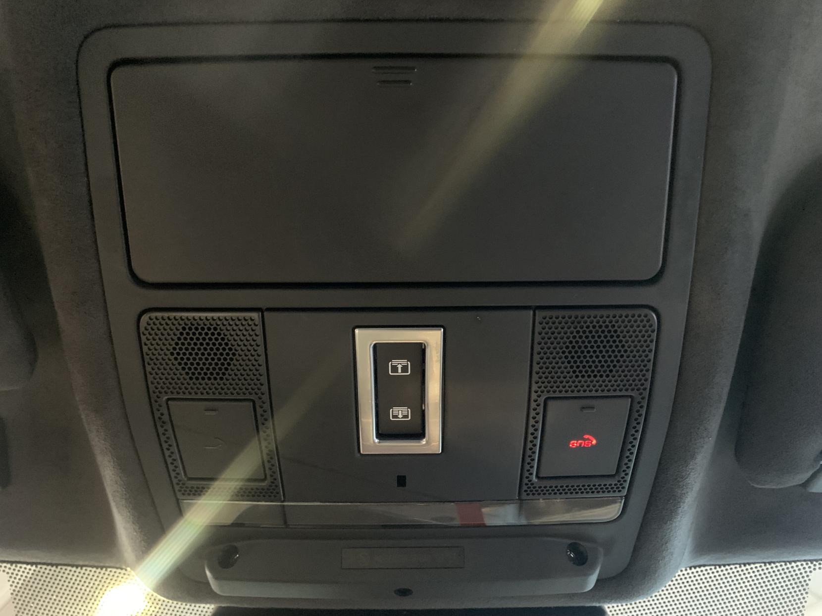 Jaguar F-PACE 2.0 D240 R-Sport SUV 5dr Diesel Auto AWD Euro 6 (s/s) (240 ps)