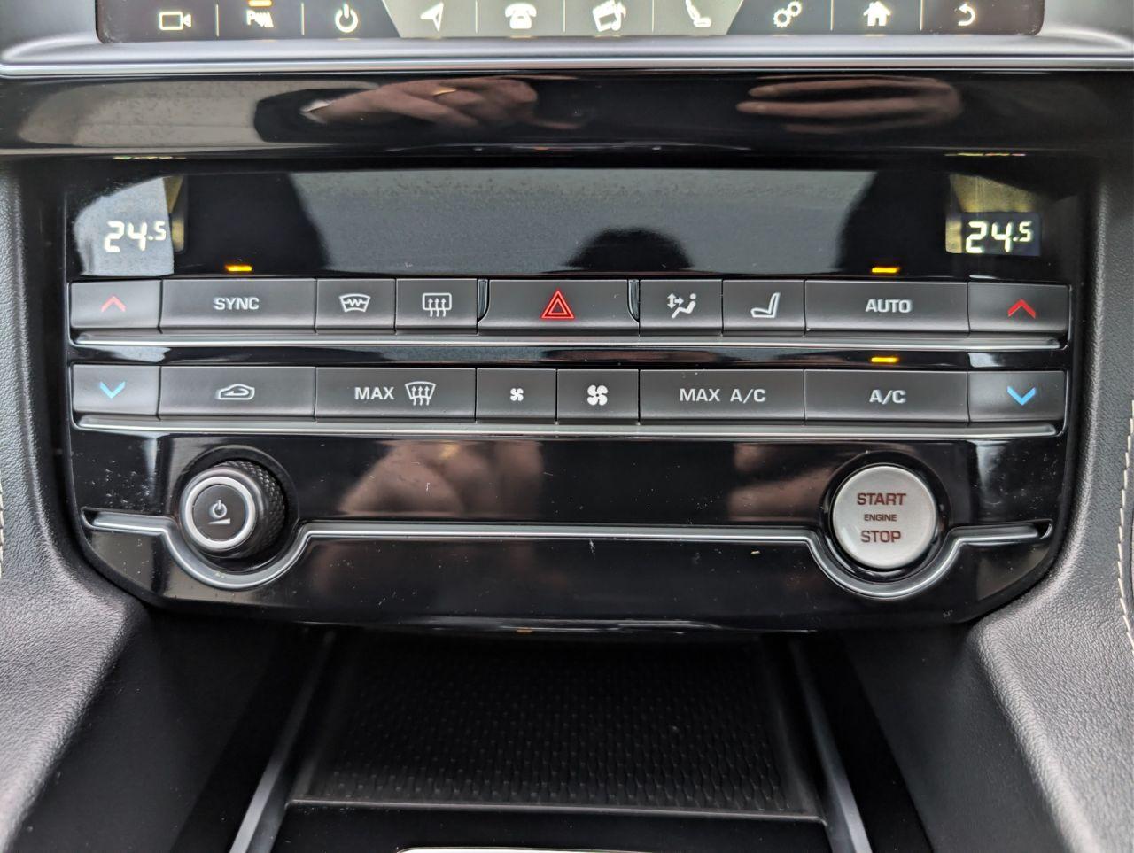 Jaguar F-PACE 2.0 D240 R-Sport SUV 5dr Diesel Auto AWD Euro 6 (s/s) (240 ps)