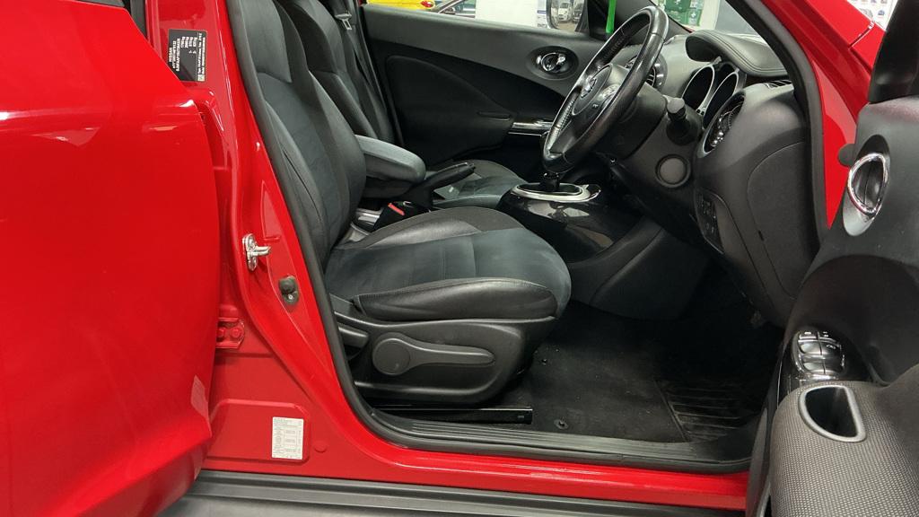 Nissan Juke 1.6 DIG-T N-Connecta SUV 5dr Petrol Manual Euro 6 (s/s) (190 ps)