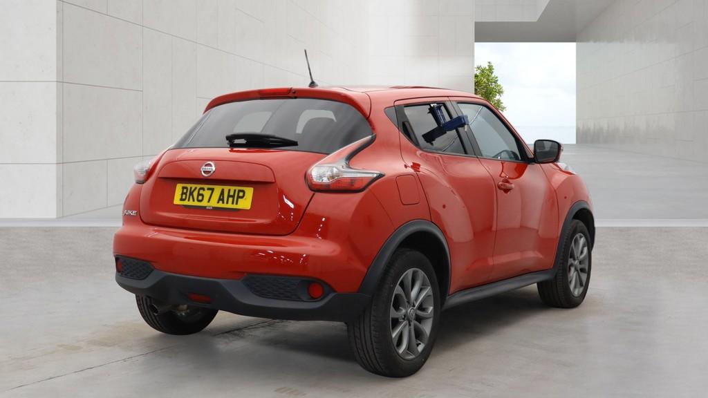 Nissan Juke 1.6 DIG-T N-Connecta SUV 5dr Petrol Manual Euro 6 (s/s) (190 ps)