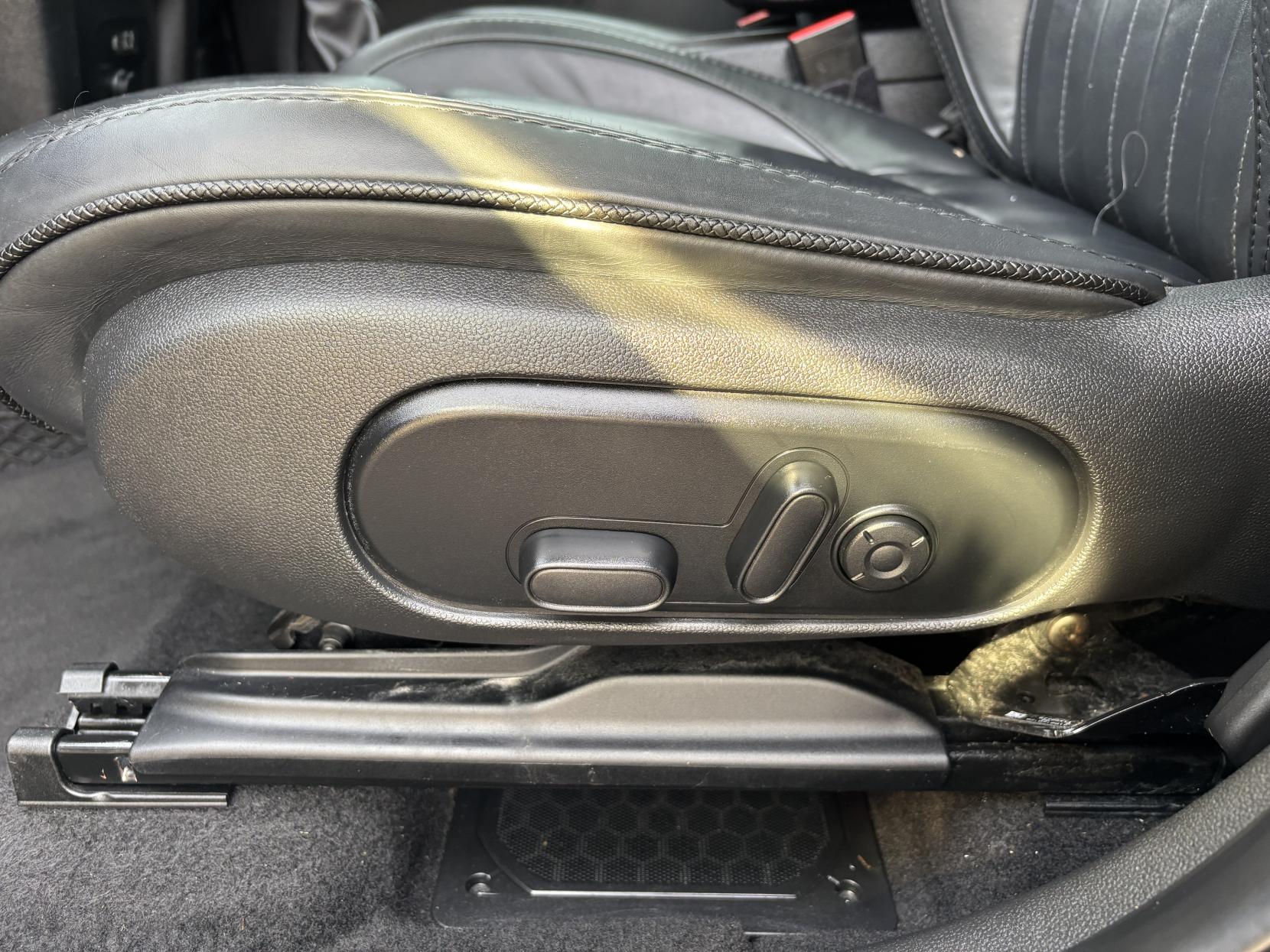 MINI Countryman 1.5 Cooper SUV 5dr Petrol Auto 6Spd ALL4 Euro 6 (s/s) (136 ps)