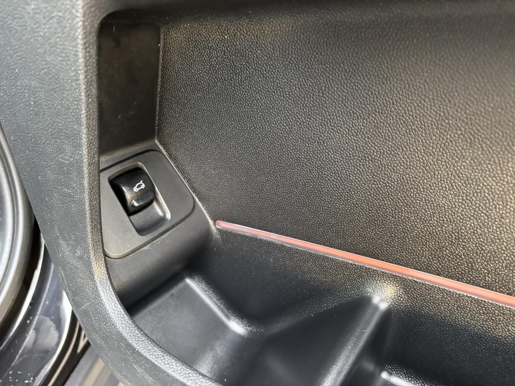 MINI Countryman 1.5 Cooper SUV 5dr Petrol Auto 6Spd ALL4 Euro 6 (s/s) (136 ps)