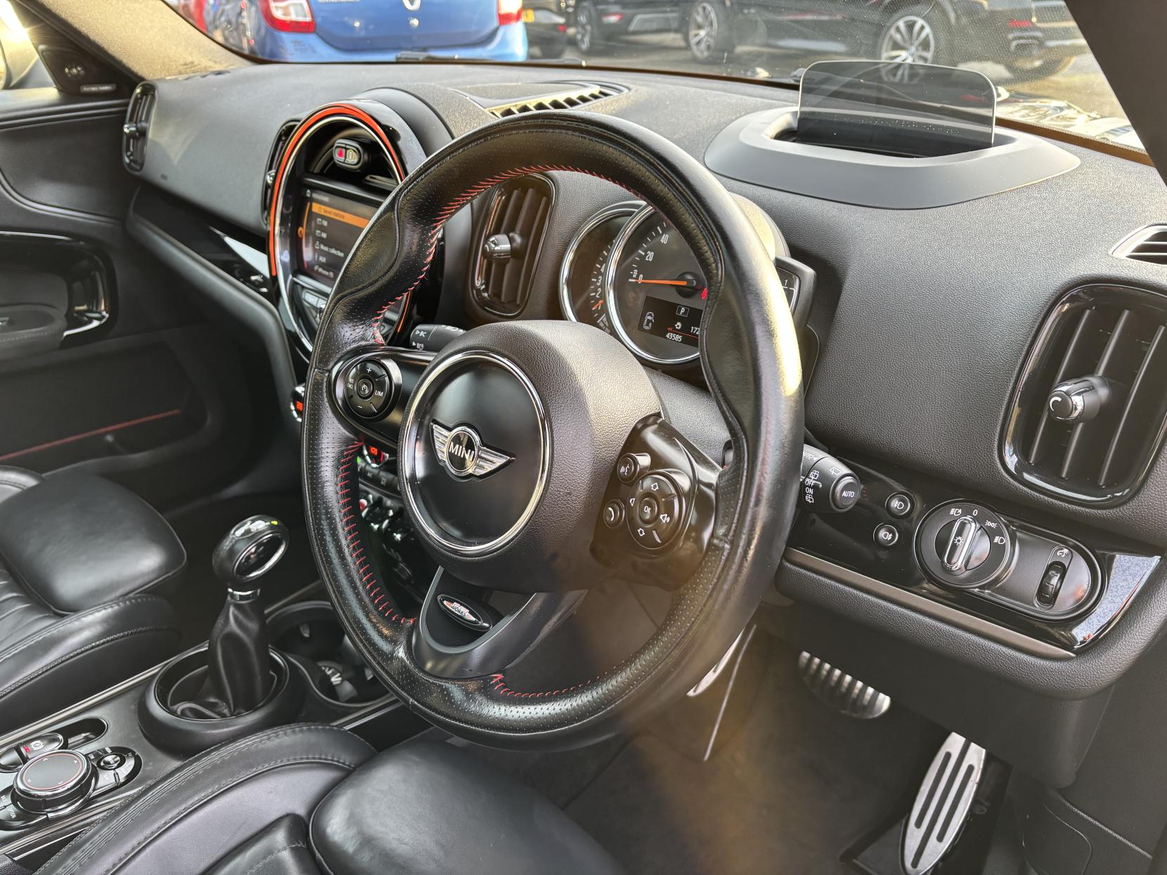 MINI Countryman 1.5 Cooper SUV 5dr Petrol Auto 6Spd ALL4 Euro 6 (s/s) (136 ps)