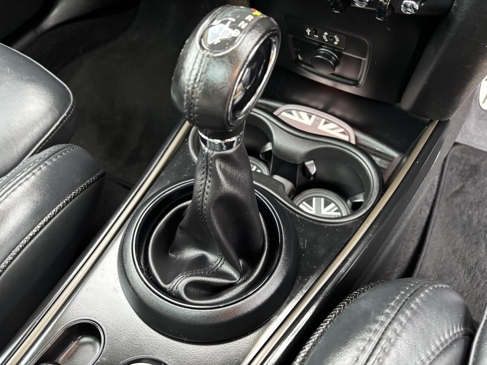 MINI Countryman 1.5 Cooper SUV 5dr Petrol Auto 6Spd ALL4 Euro 6 (s/s) (136 ps)