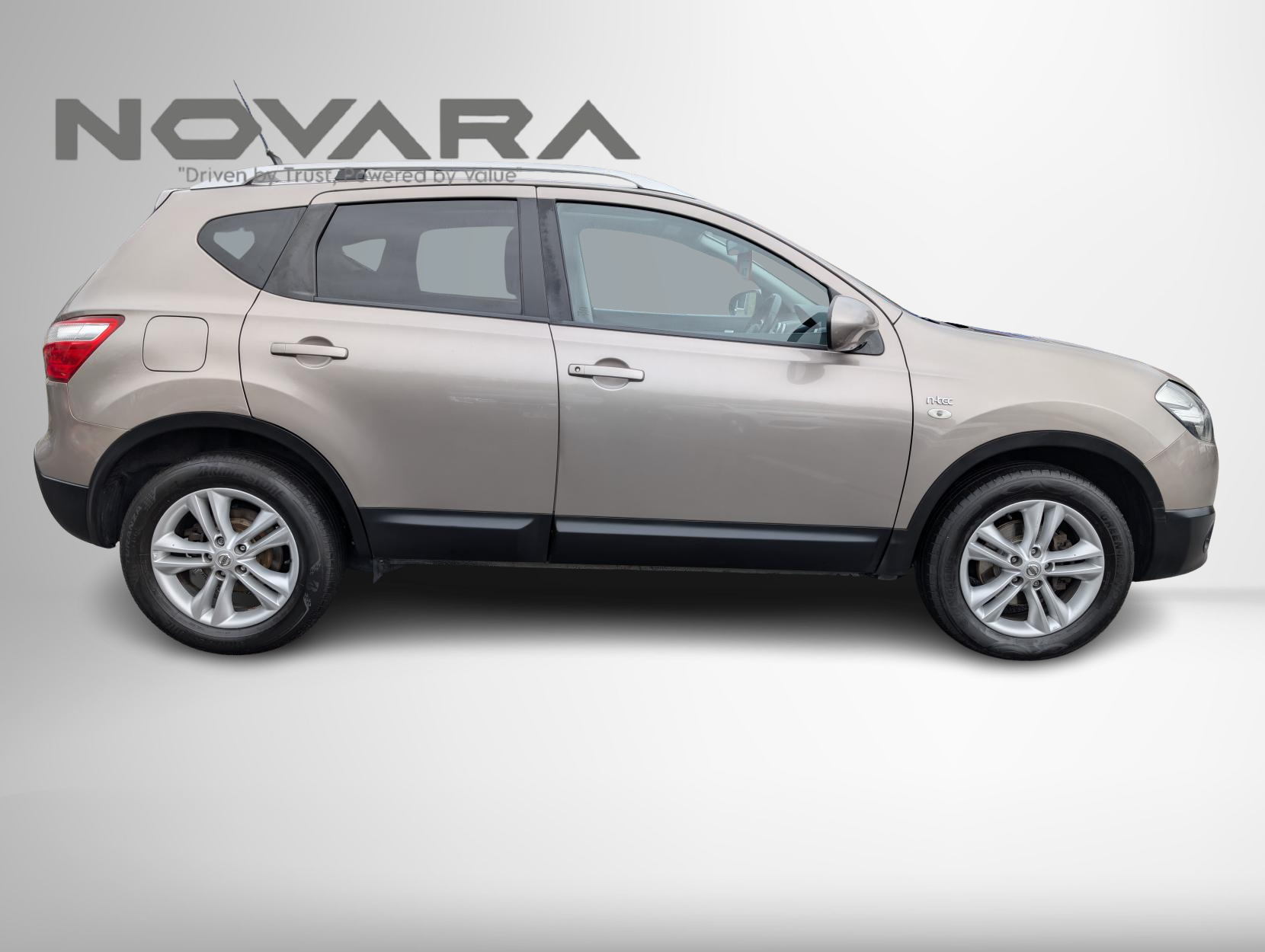 Nissan Qashqai 1.5 dCi n-tec SUV 5dr Diesel Manual 2WD Euro 4 (106 ps)
