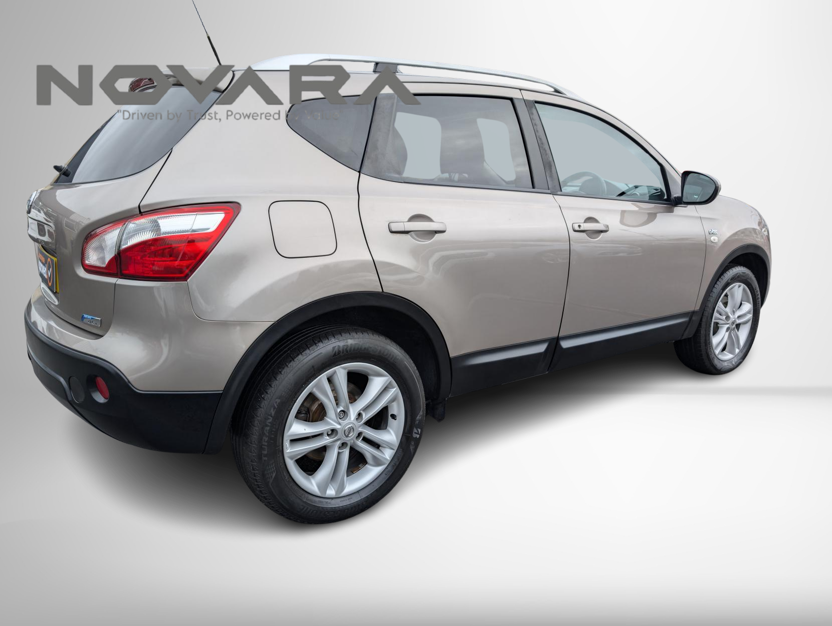 Nissan Qashqai 1.5 dCi n-tec SUV 5dr Diesel Manual 2WD Euro 4 (106 ps)