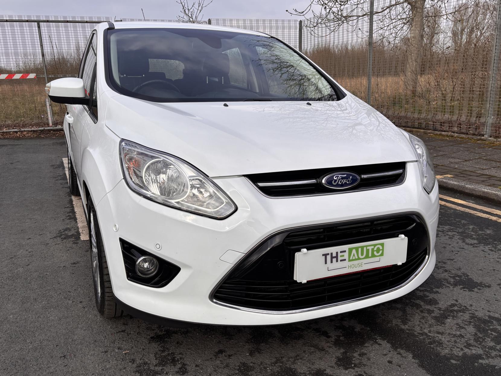 Ford C-Max 2.0 TDCi Titanium MPV 5dr Diesel Powershift Euro 5 (140 ps)