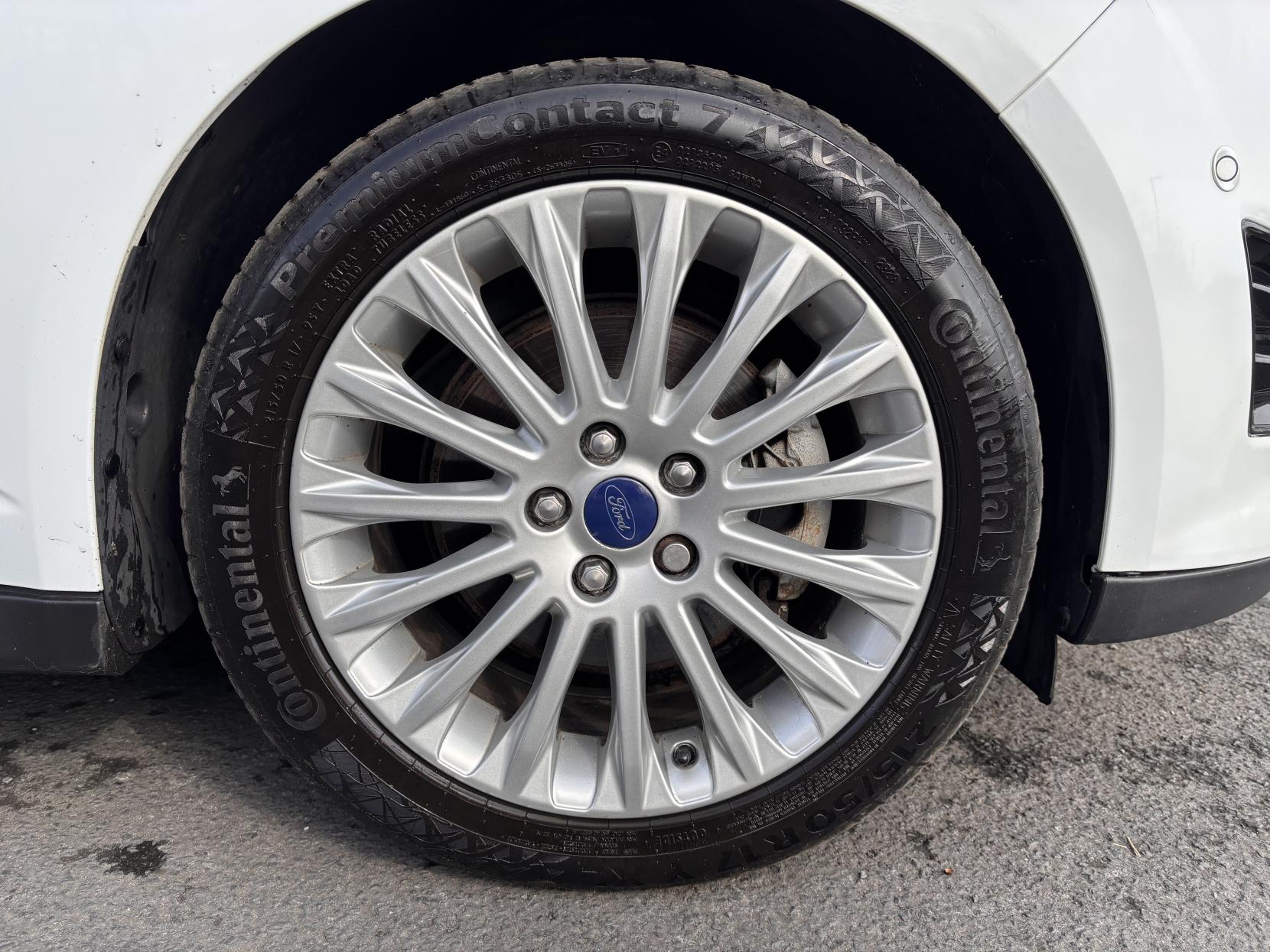 Ford C-Max 2.0 TDCi Titanium MPV 5dr Diesel Powershift Euro 5 (140 ps)