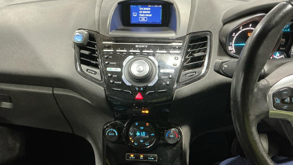 Ford Fiesta 1.0T EcoBoost Titanium X Hatchback 5dr Petrol Manual Euro 6 (s/s) (125 ps)