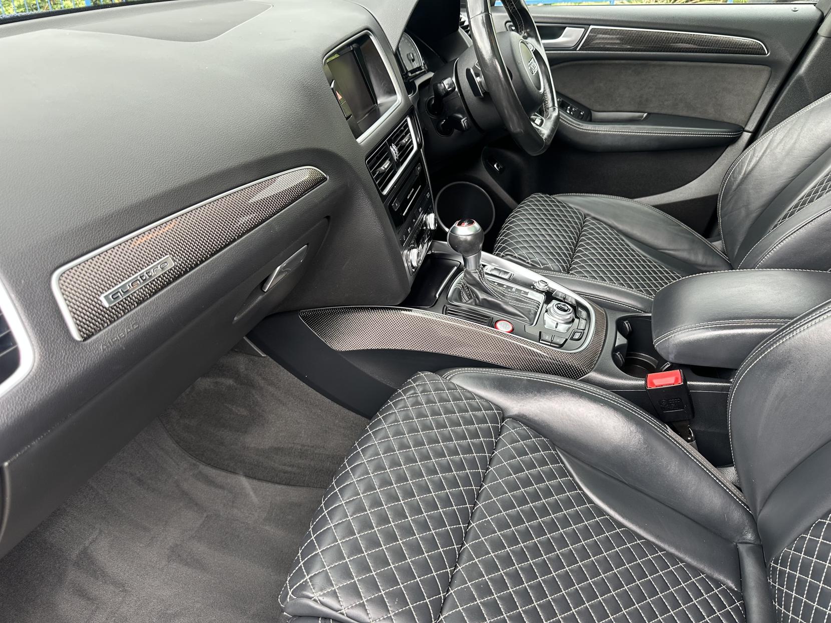 Audi SQ5 3.0 BiTDI V6 Plus Special Edition SUV 5dr Diesel Tiptronic quattro Euro 6 (s/s) (340 ps)