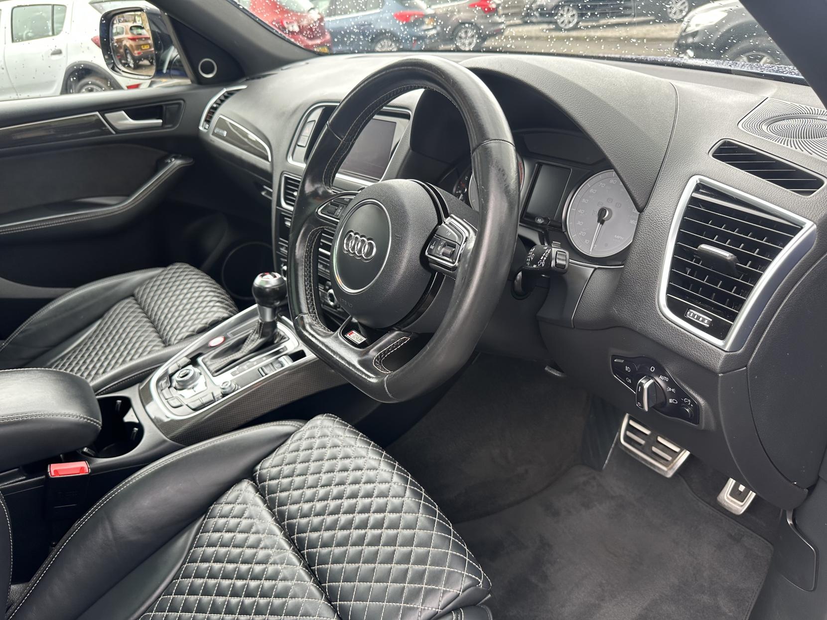 Audi SQ5 3.0 BiTDI V6 Plus Special Edition SUV 5dr Diesel Tiptronic quattro Euro 6 (s/s) (340 ps)