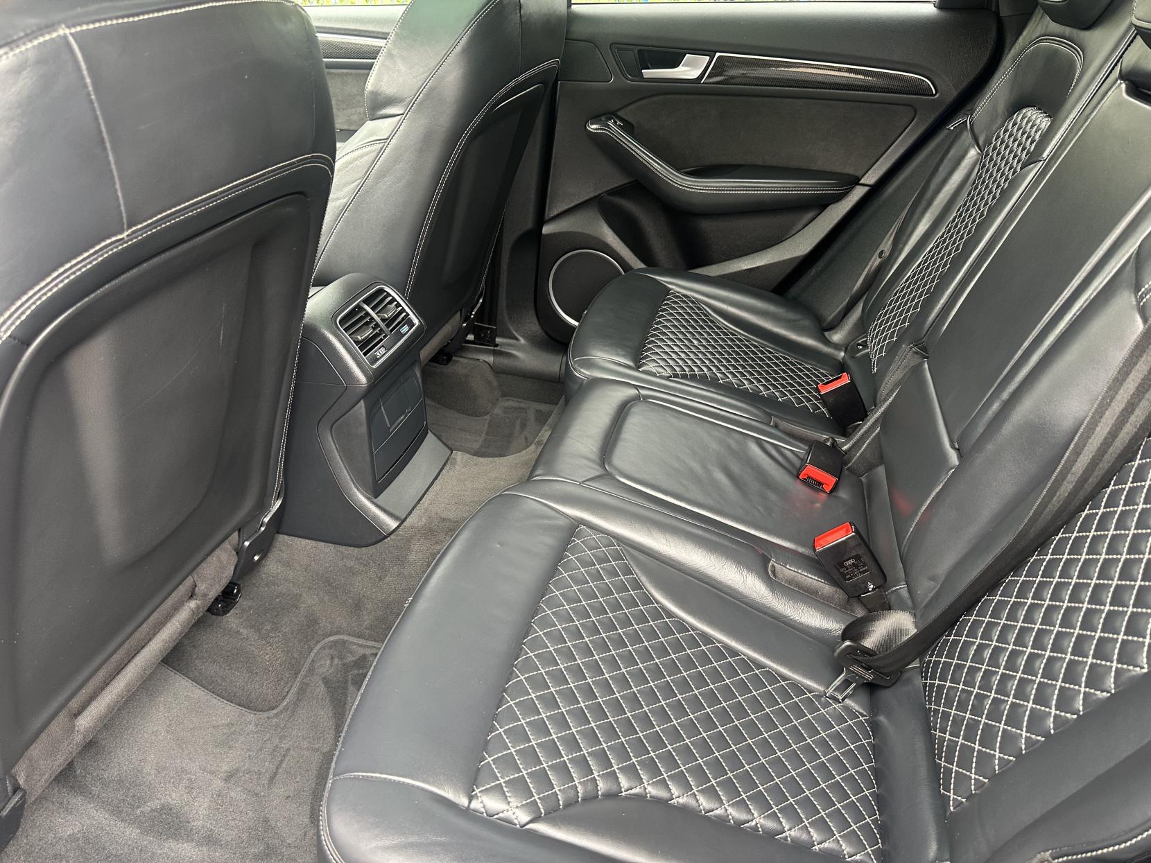 Audi SQ5 3.0 BiTDI V6 Plus Special Edition SUV 5dr Diesel Tiptronic quattro Euro 6 (s/s) (340 ps)