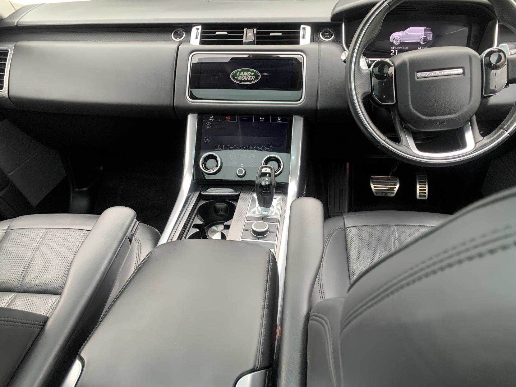 Land Rover Range Rover Sport 2.0 P400e 13.1kWh HSE Dynamic SUV 5dr Petrol Plug-in Hybrid Auto 4WD Euro 6 (s/s) (404 ps)