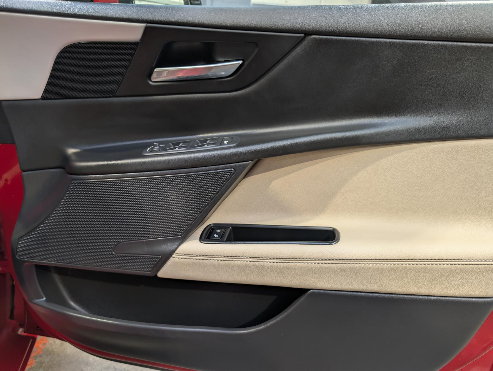 Jaguar XE 2.0d Prestige Saloon 4dr Diesel Manual Euro 6 (s/s) (163 ps)