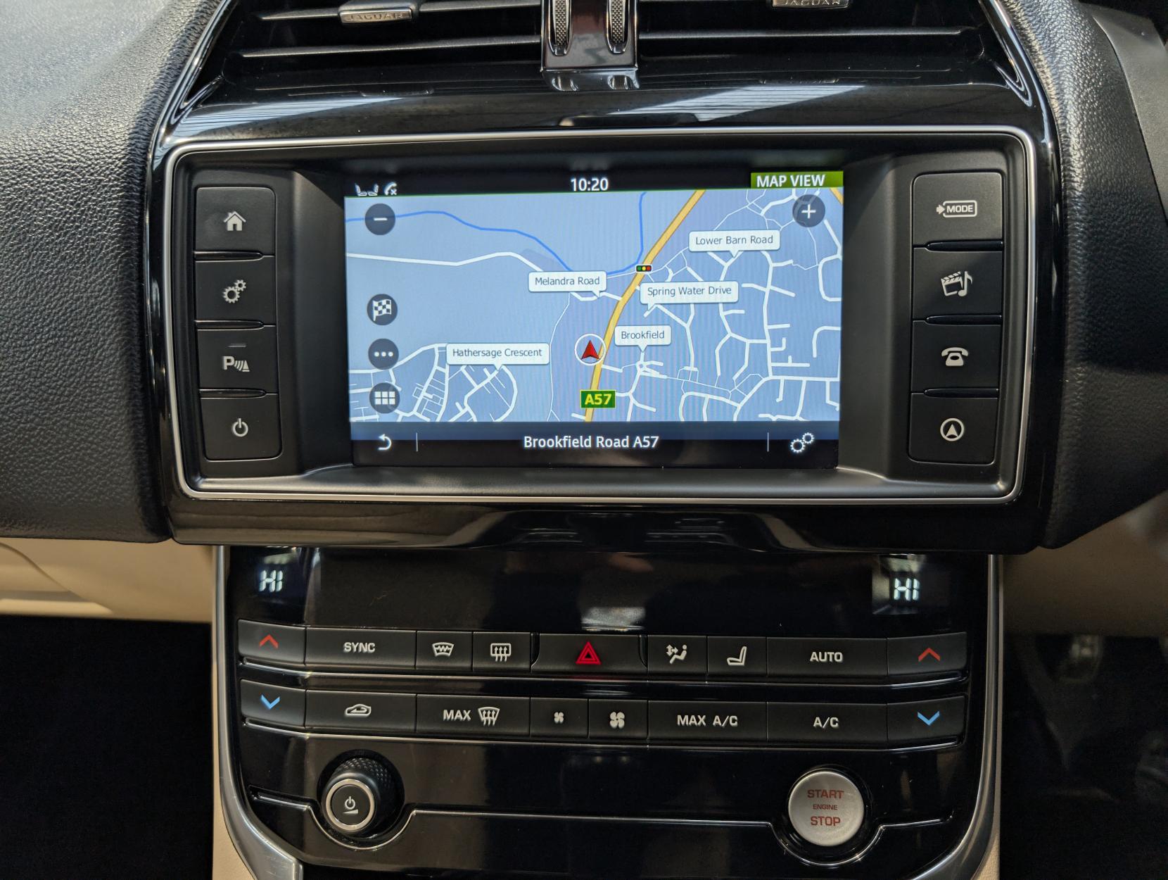 Jaguar XE 2.0d Prestige Saloon 4dr Diesel Manual Euro 6 (s/s) (163 ps)