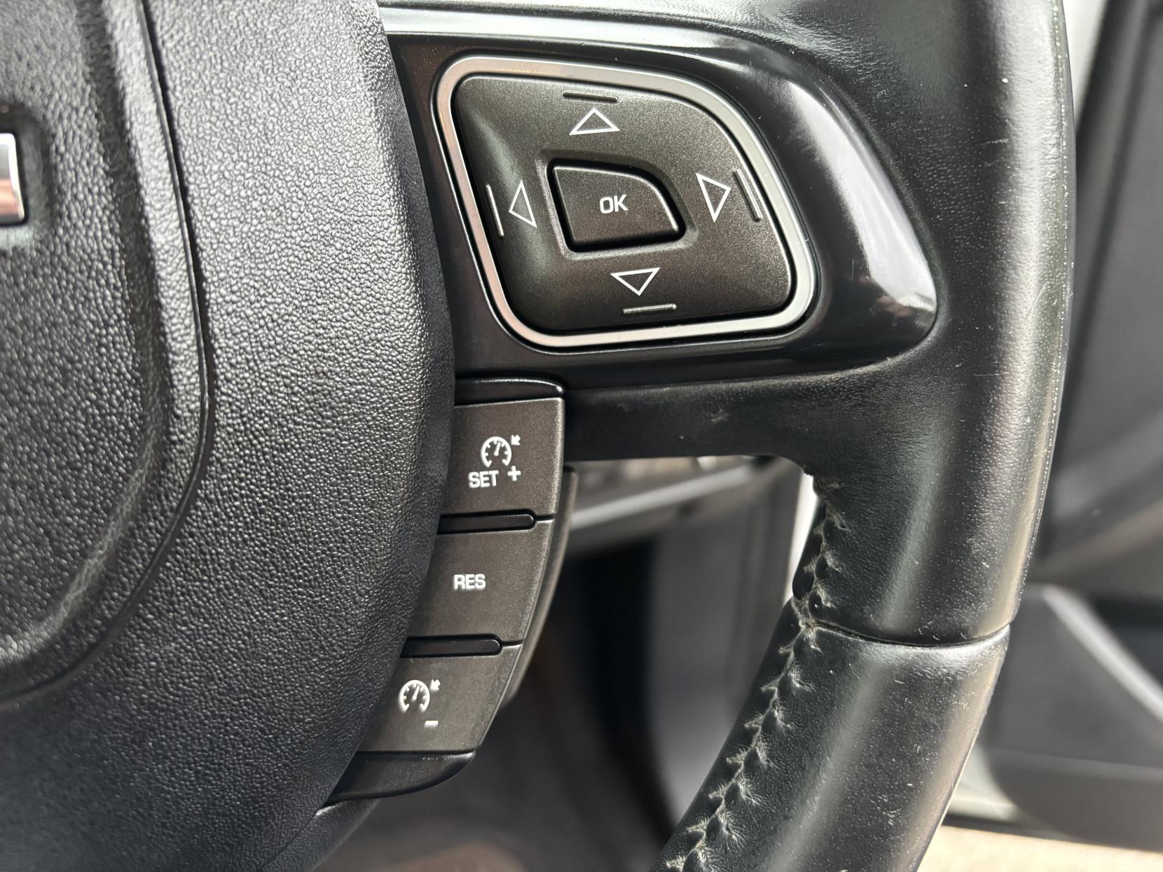 Land Rover Range Rover Evoque 2.0 eD4 SE SUV 5dr Diesel Manual FWD Euro 6 (s/s) (150 ps)