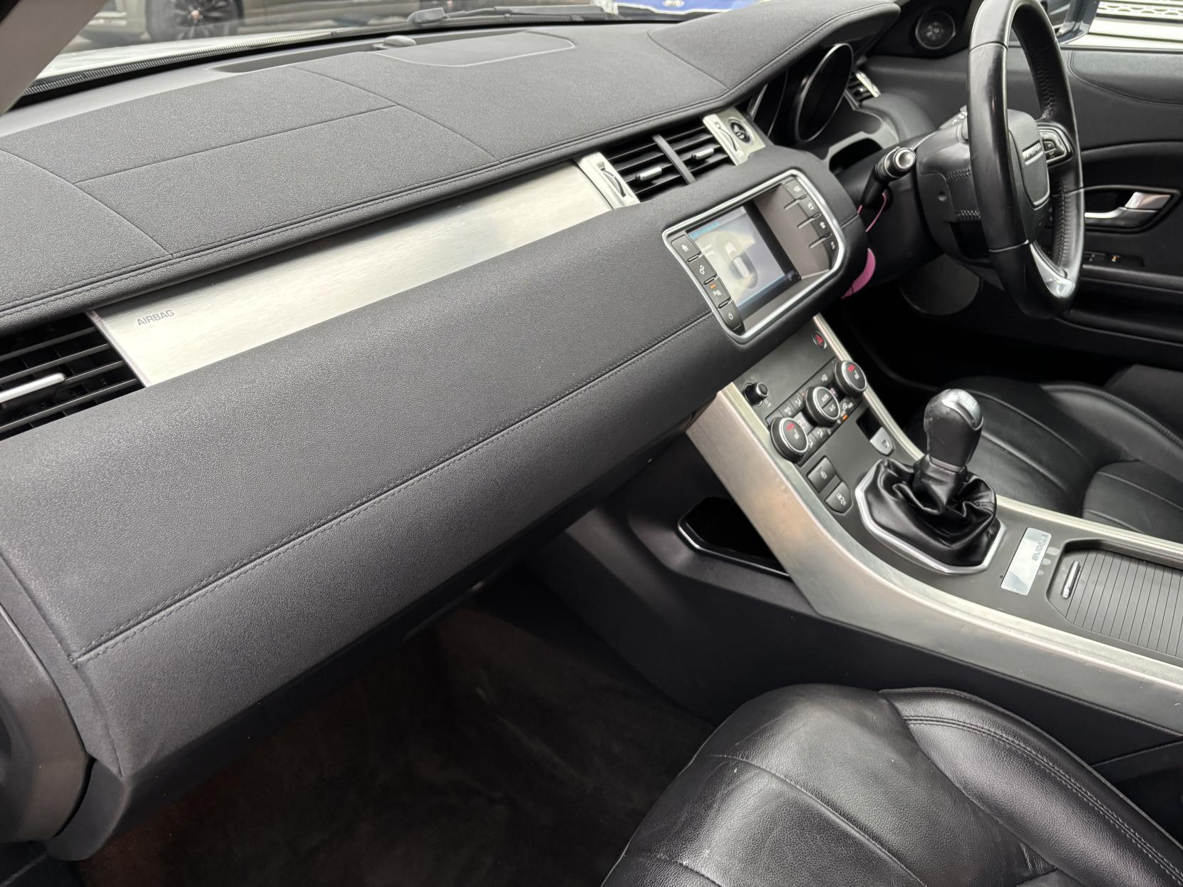 Land Rover Range Rover Evoque 2.0 eD4 SE SUV 5dr Diesel Manual FWD Euro 6 (s/s) (150 ps)