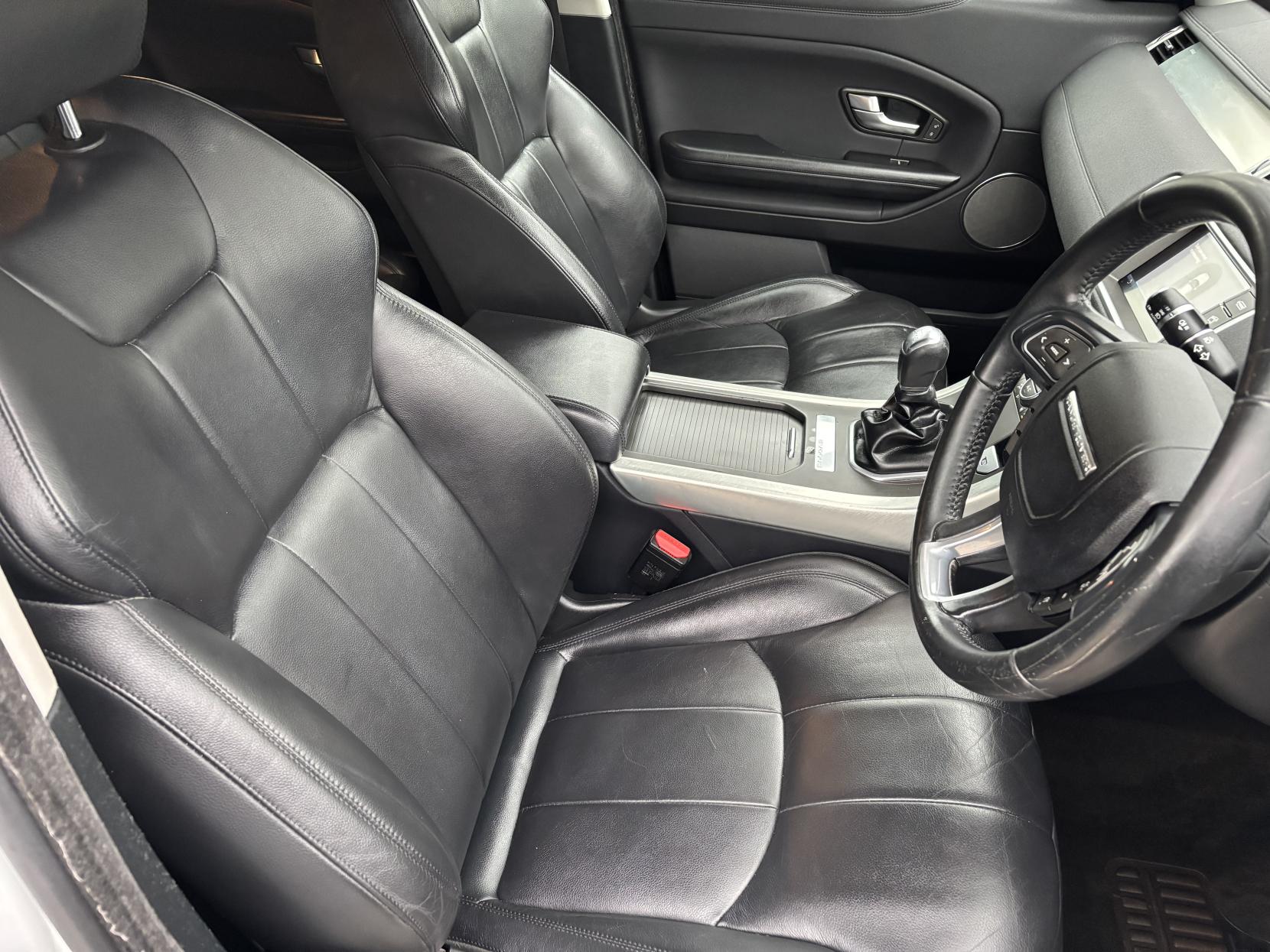 Land Rover Range Rover Evoque 2.0 eD4 SE SUV 5dr Diesel Manual FWD Euro 6 (s/s) (150 ps)