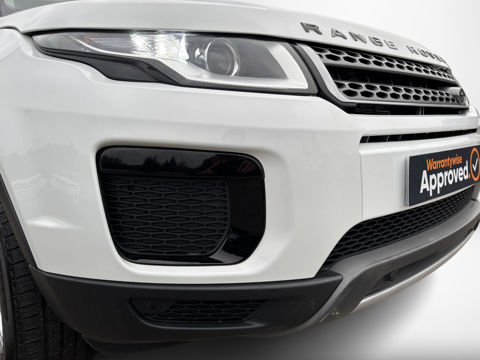 Land Rover Range Rover Evoque 2.0 eD4 SE SUV 5dr Diesel Manual FWD Euro 6 (s/s) (150 ps)