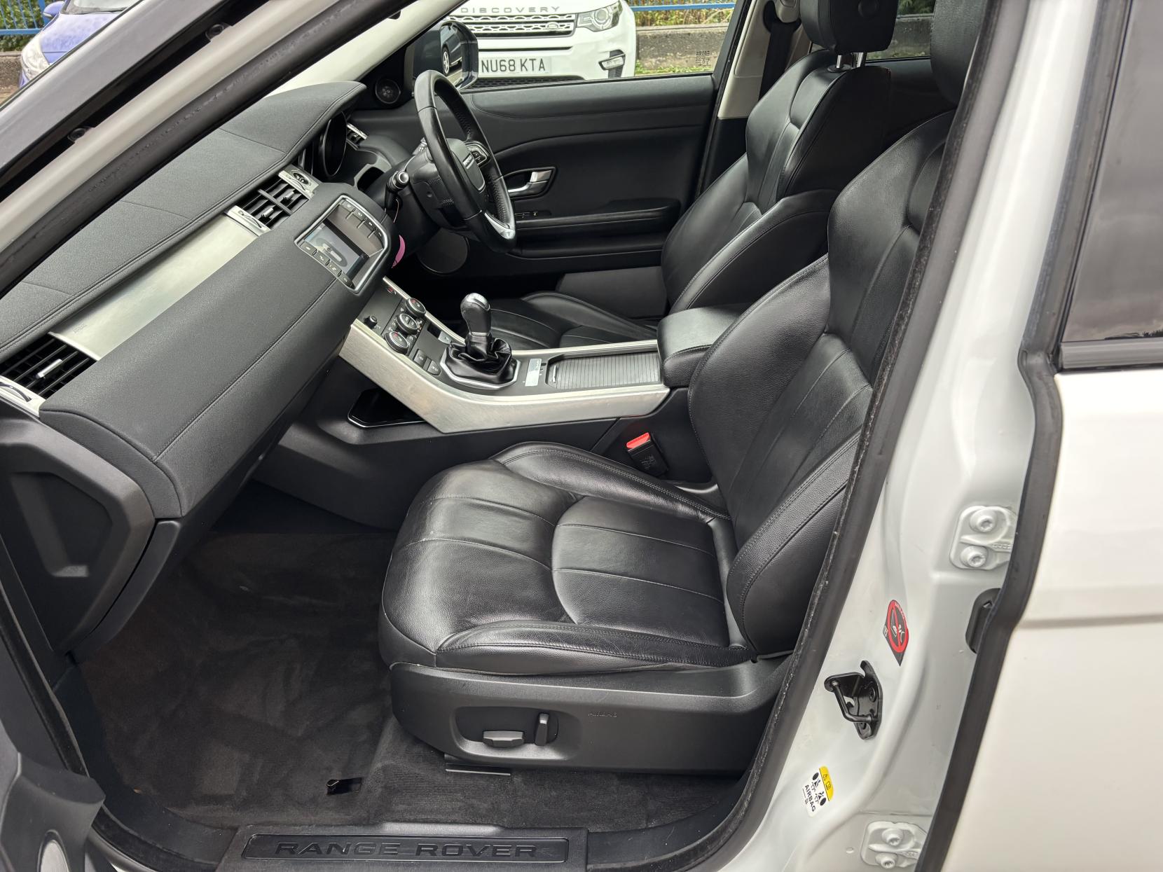 Land Rover Range Rover Evoque 2.0 eD4 SE SUV 5dr Diesel Manual FWD Euro 6 (s/s) (150 ps)