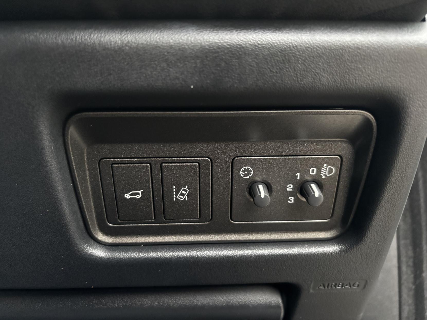 Land Rover Range Rover Evoque 2.0 eD4 SE SUV 5dr Diesel Manual FWD Euro 6 (s/s) (150 ps)