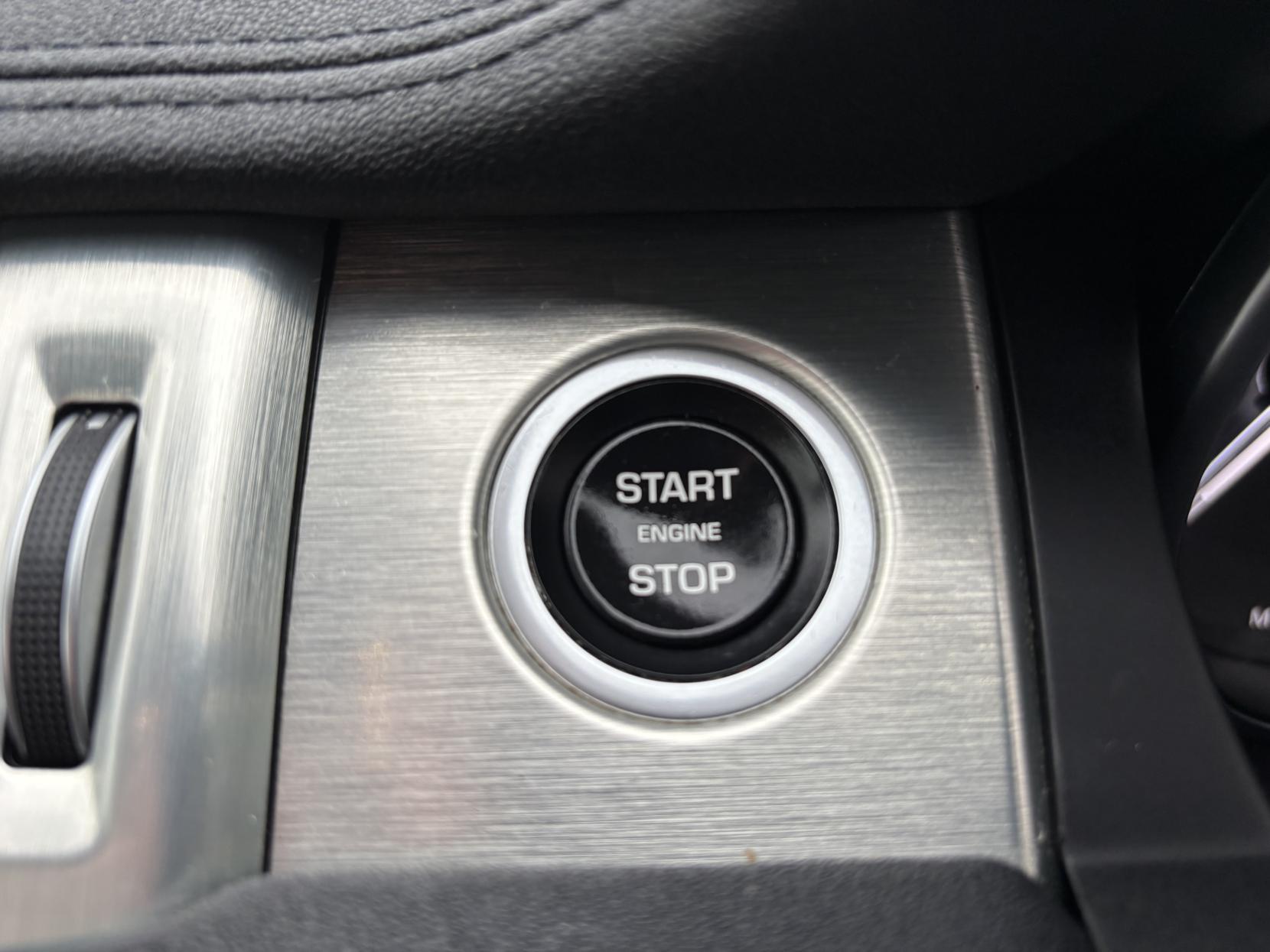 Land Rover Range Rover Evoque 2.0 eD4 SE SUV 5dr Diesel Manual FWD Euro 6 (s/s) (150 ps)