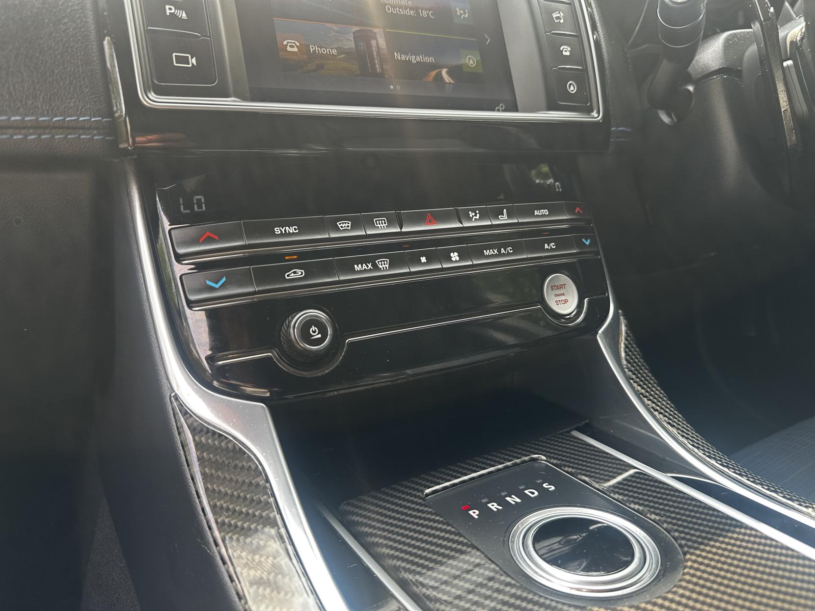 Jaguar XE 2.0d R-Sport Saloon 4dr Diesel Auto Euro 6 (s/s) (180 ps)