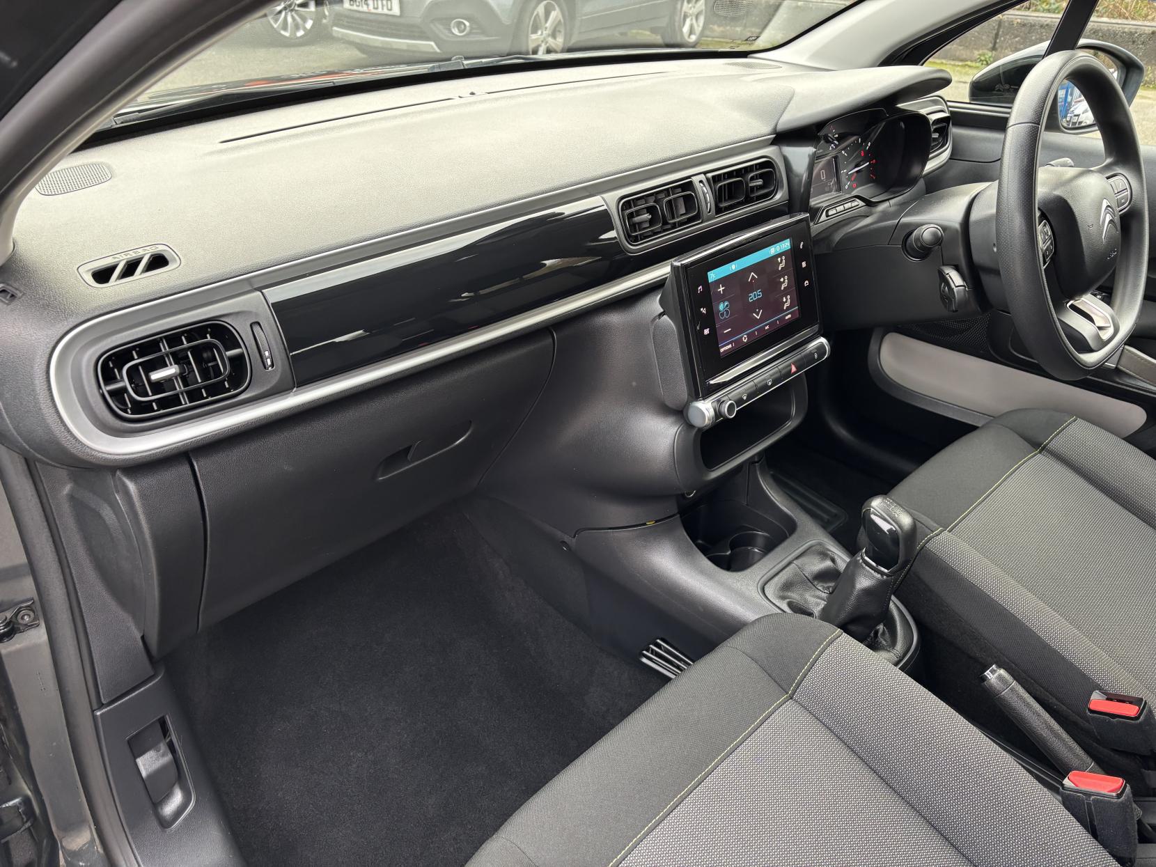 Citroen C3 1.2 PureTech Feel Hatchback 5dr Petrol Manual Euro 6 (82 ps)