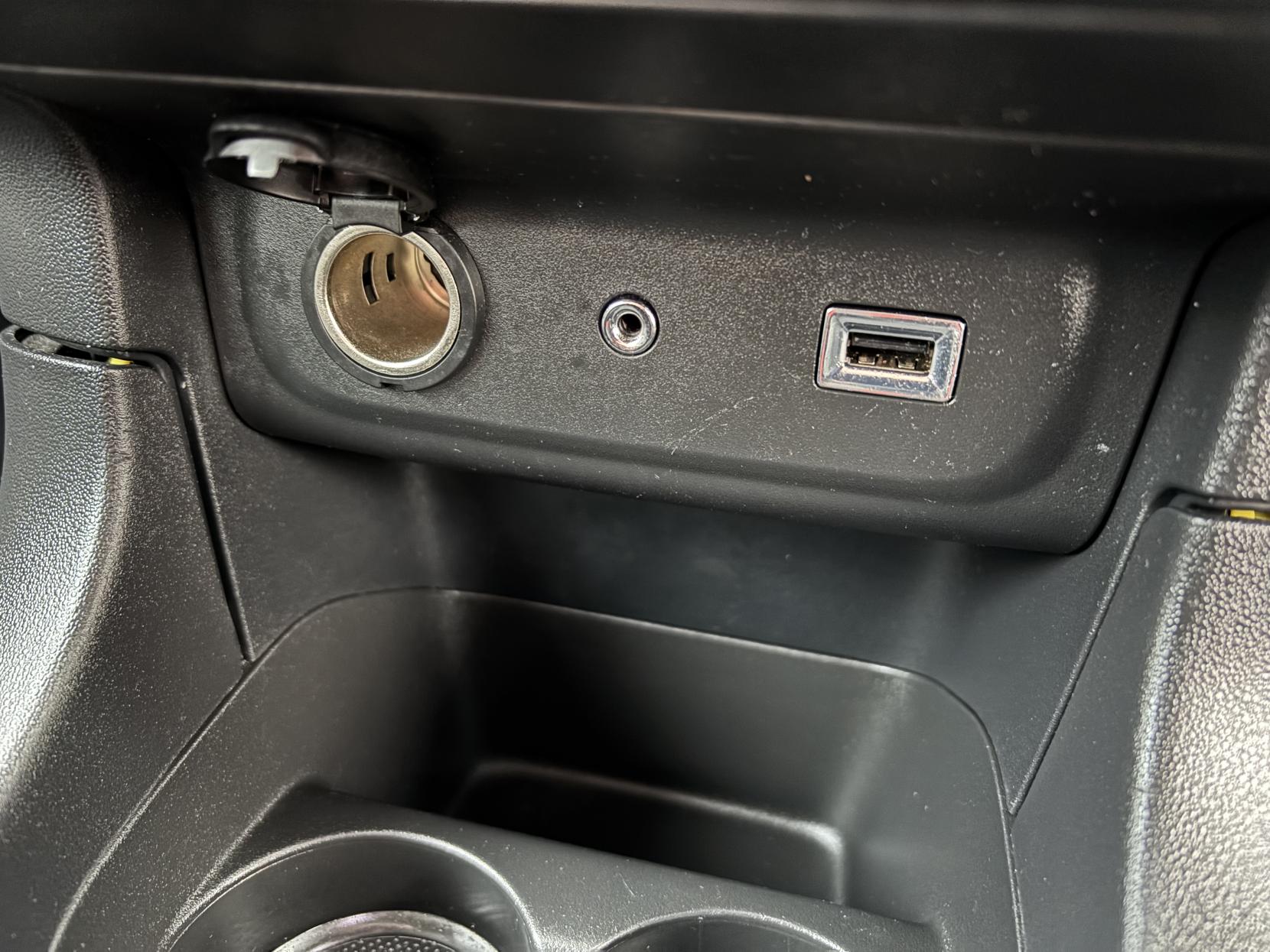 Citroen C3 1.2 PureTech Feel Hatchback 5dr Petrol Manual Euro 6 (82 ps)