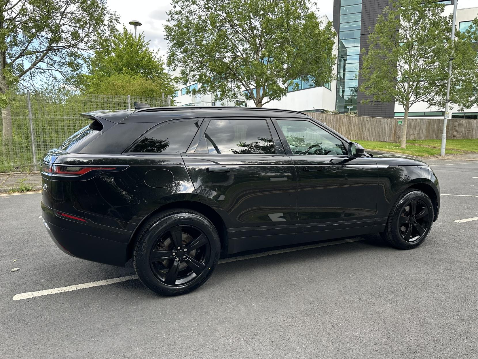 Land Rover Range Rover Velar 2.0 D240 S SUV 5dr Diesel Auto 4WD Euro 6 (s/s) (240 ps)