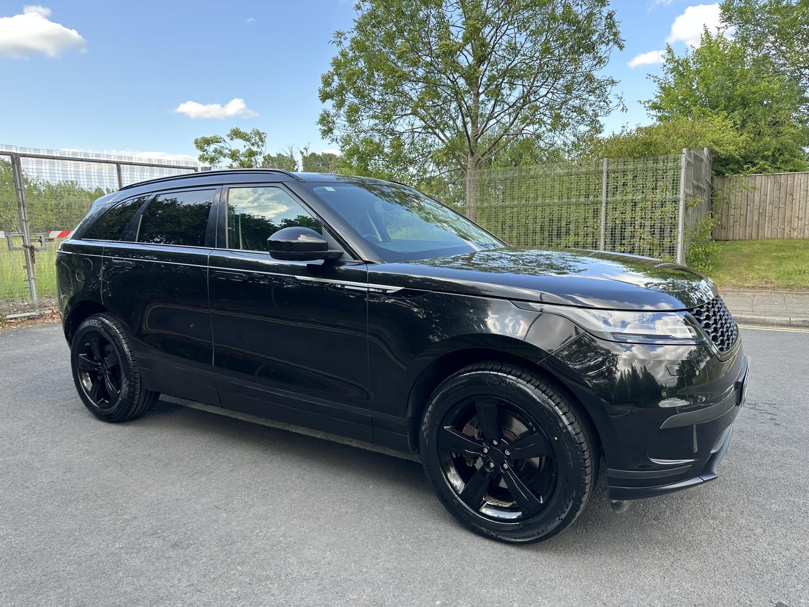 Land Rover Range Rover Velar 2.0 D240 S SUV 5dr Diesel Auto 4WD Euro 6 (s/s) (240 ps)