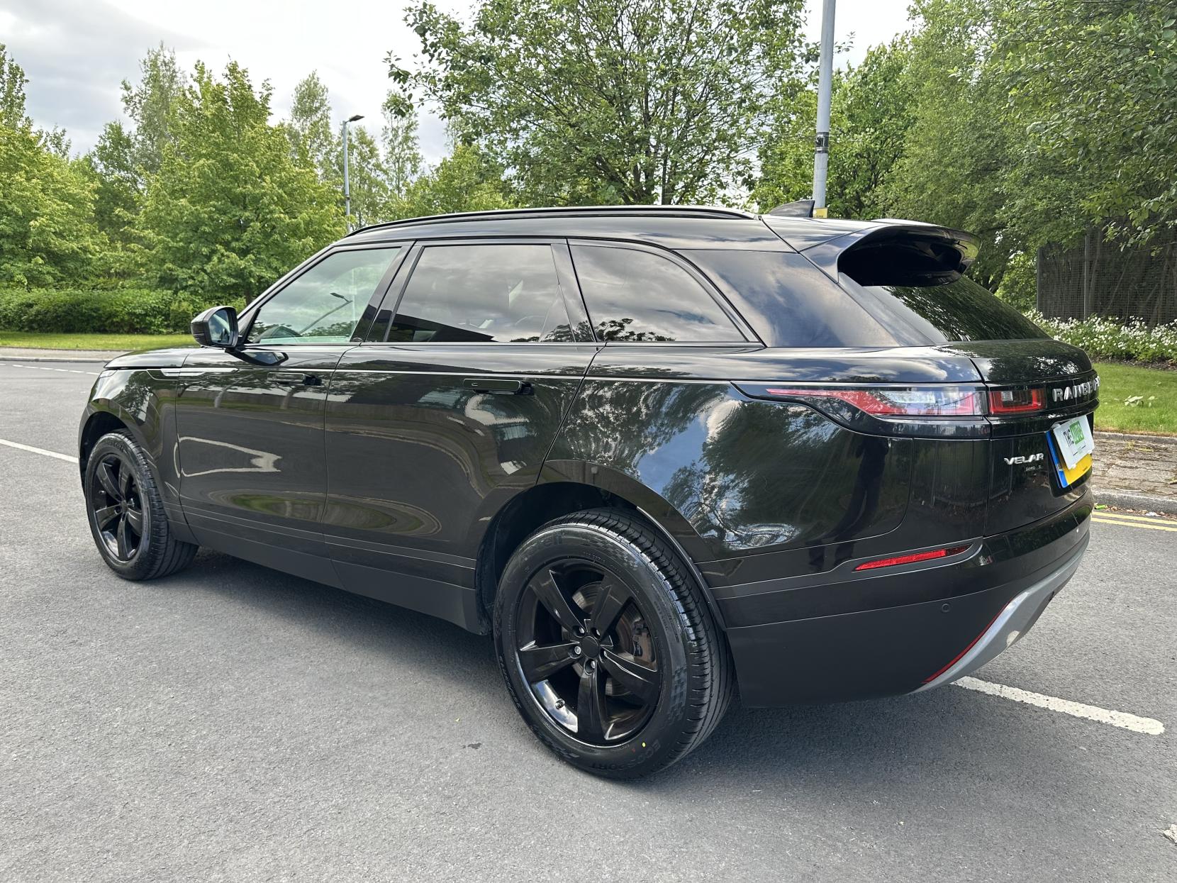 Land Rover Range Rover Velar 2.0 D240 S SUV 5dr Diesel Auto 4WD Euro 6 (s/s) (240 ps)