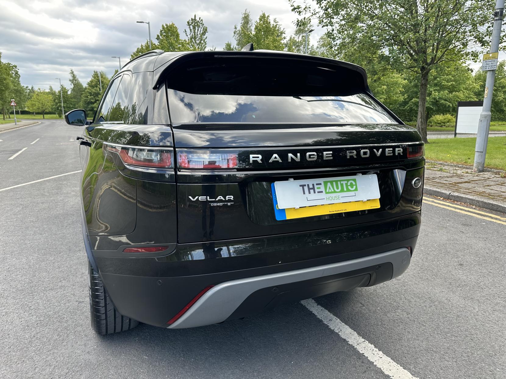 Land Rover Range Rover Velar 2.0 D240 S SUV 5dr Diesel Auto 4WD Euro 6 (s/s) (240 ps)