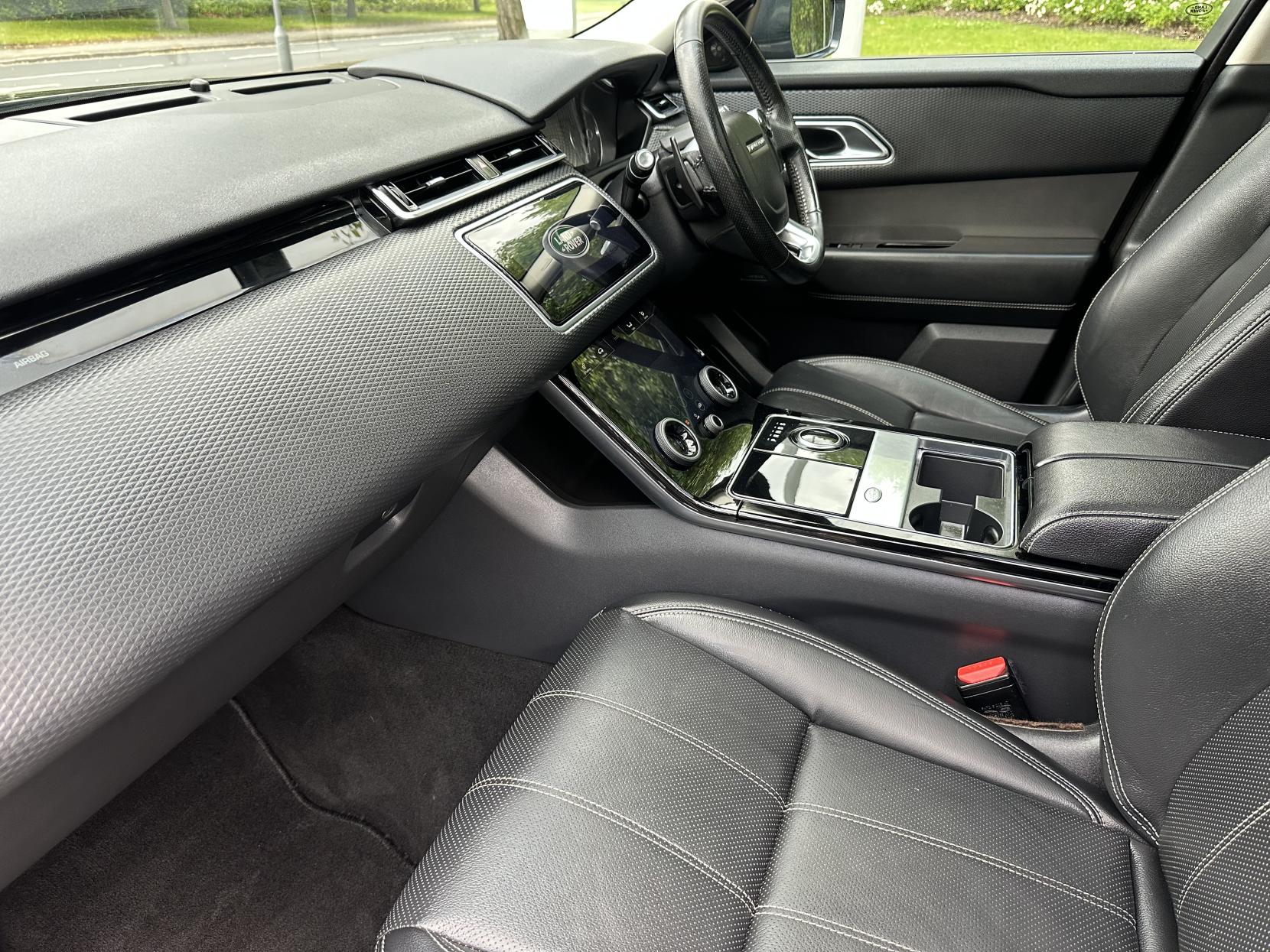 Land Rover Range Rover Velar 2.0 D240 S SUV 5dr Diesel Auto 4WD Euro 6 (s/s) (240 ps)