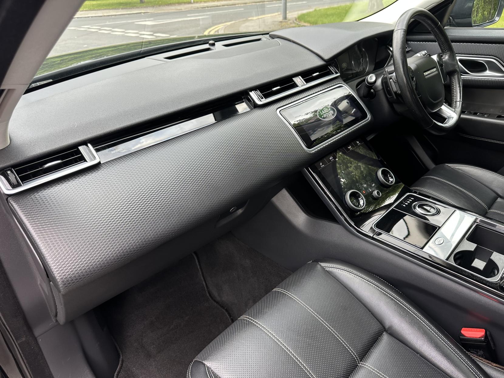 Land Rover Range Rover Velar 2.0 D240 S SUV 5dr Diesel Auto 4WD Euro 6 (s/s) (240 ps)