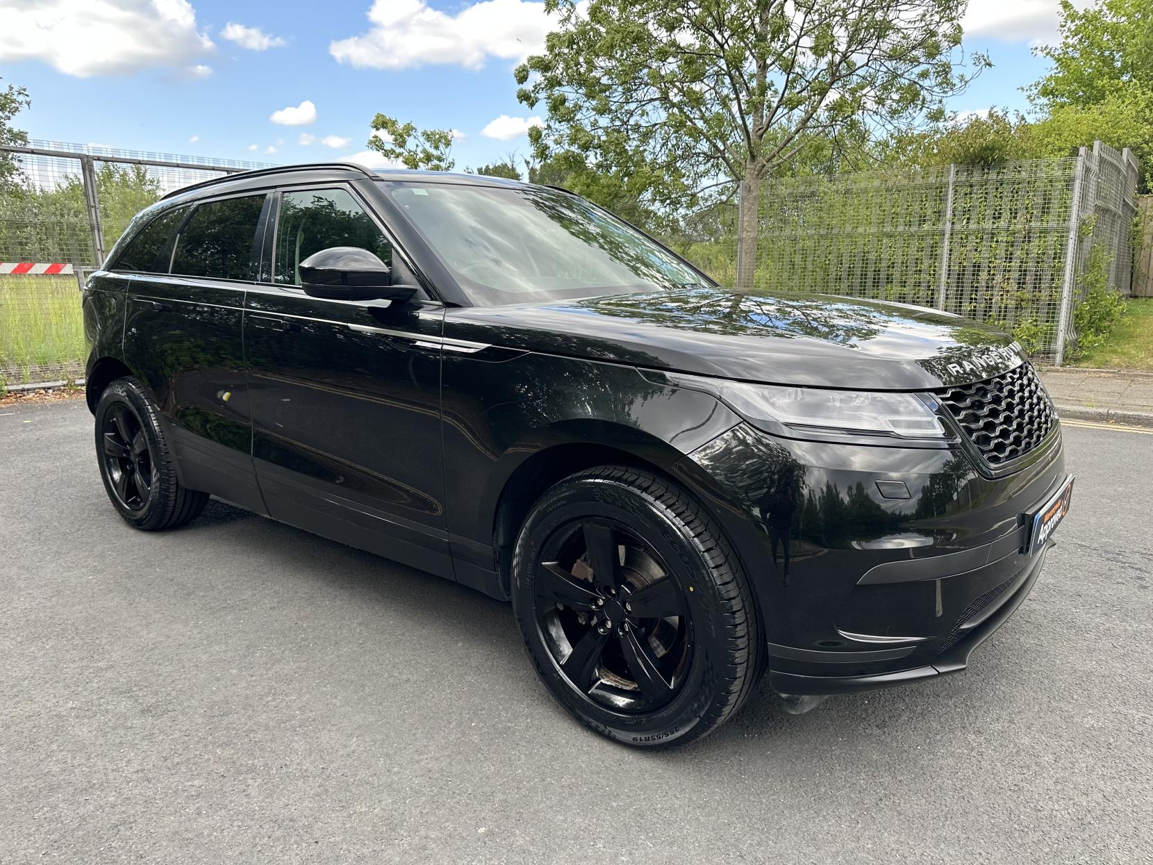 Land Rover Range Rover Velar 2.0 D240 S SUV 5dr Diesel Auto 4WD Euro 6 (s/s) (240 ps)