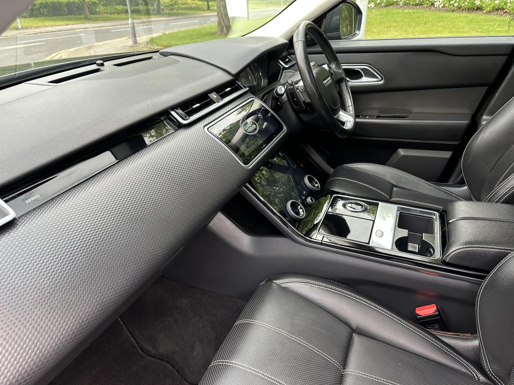 Land Rover Range Rover Velar 2.0 D240 S SUV 5dr Diesel Auto 4WD Euro 6 (s/s) (240 ps)