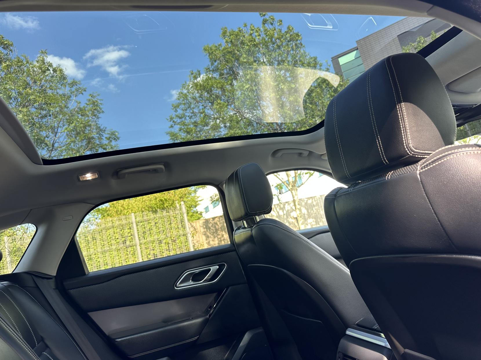 Land Rover Range Rover Velar 2.0 D240 S SUV 5dr Diesel Auto 4WD Euro 6 (s/s) (240 ps)