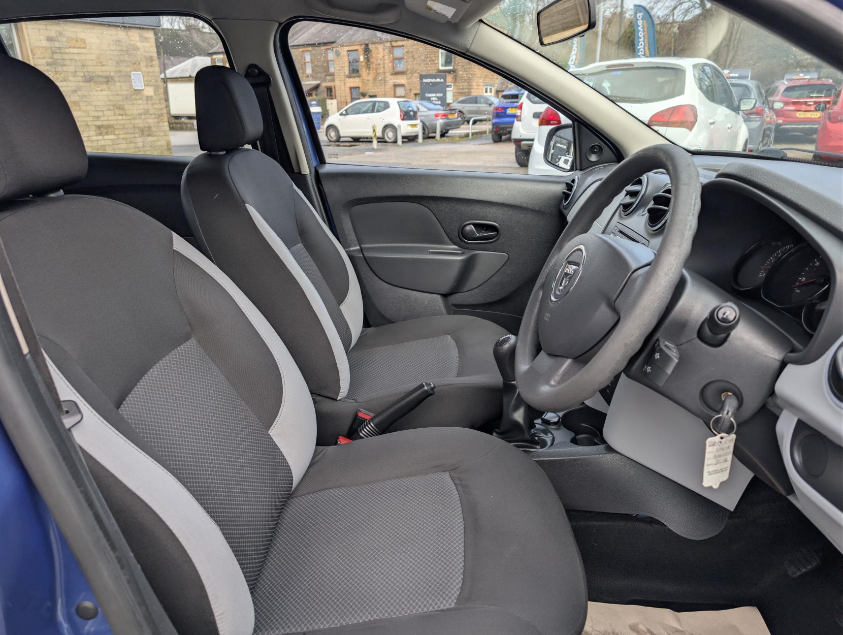 Dacia Sandero 1.5 dCi Ambiance Hatchback 5dr Diesel Manual Euro 5 (90 ps)