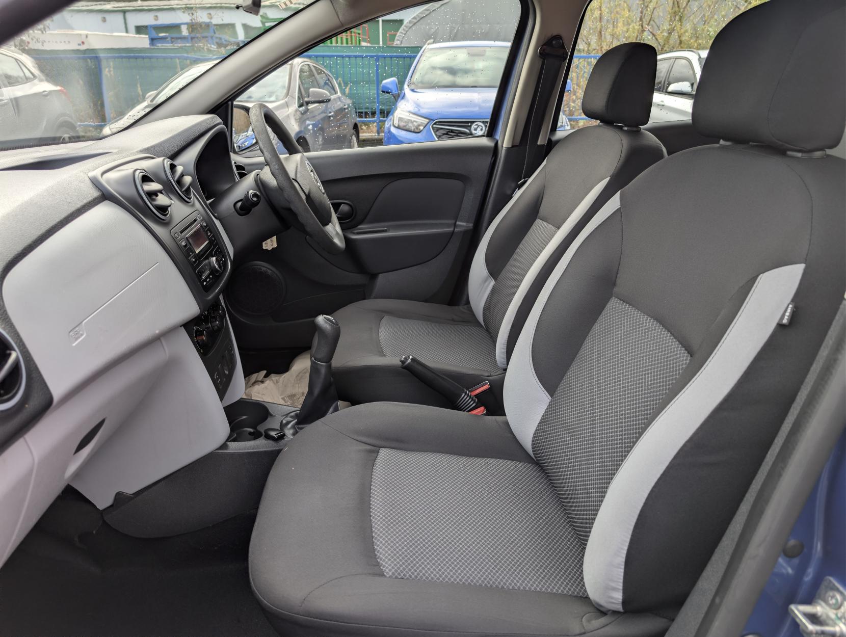 Dacia Sandero 1.5 dCi Ambiance Hatchback 5dr Diesel Manual Euro 5 (90 ps)