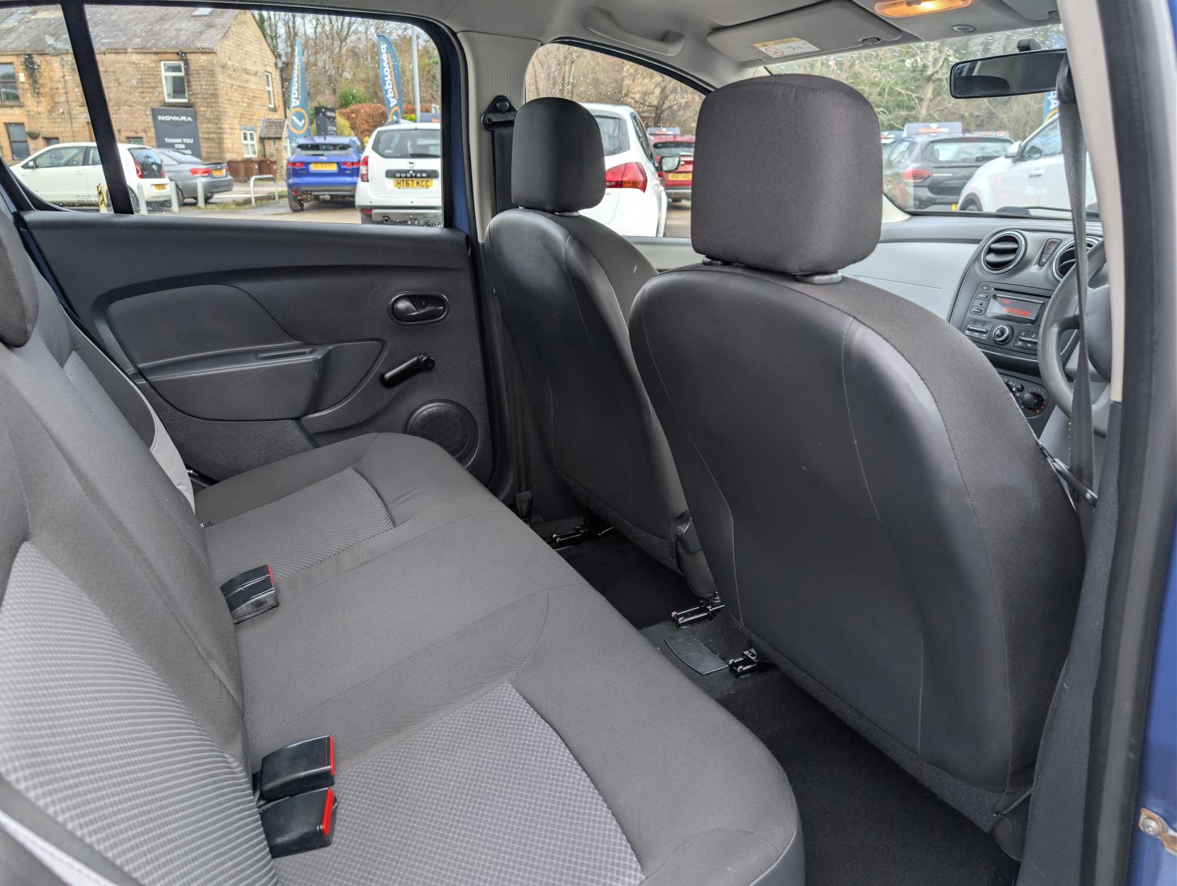 Dacia Sandero 1.5 dCi Ambiance Hatchback 5dr Diesel Manual Euro 5 (90 ps)