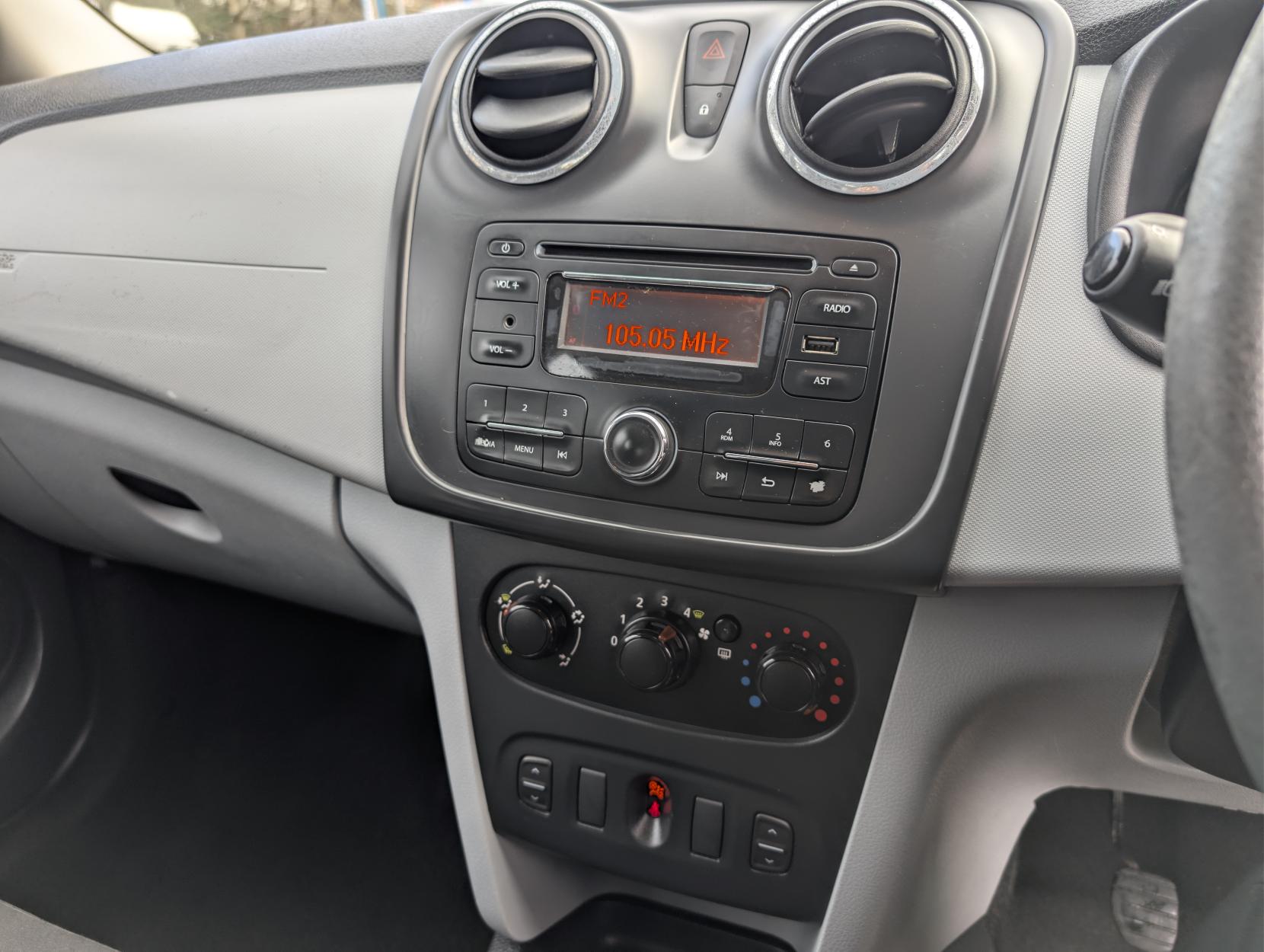 Dacia Sandero 1.5 dCi Ambiance Hatchback 5dr Diesel Manual Euro 5 (90 ps)